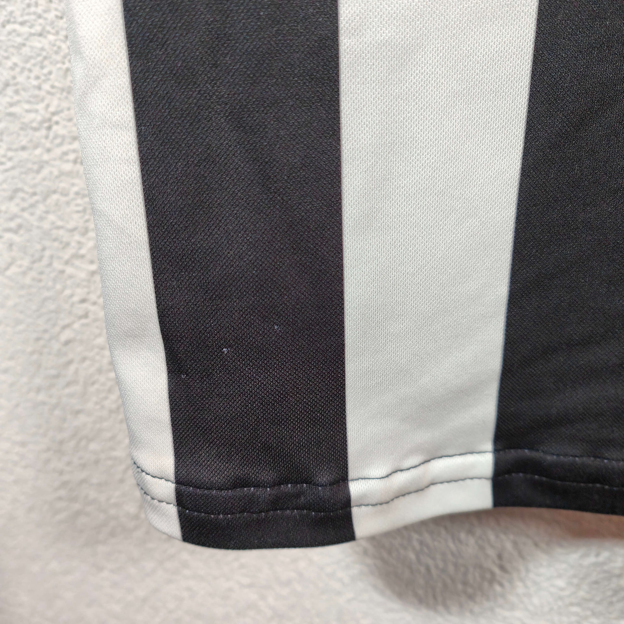 1998-99 Juventus Home Shirt Zidane 