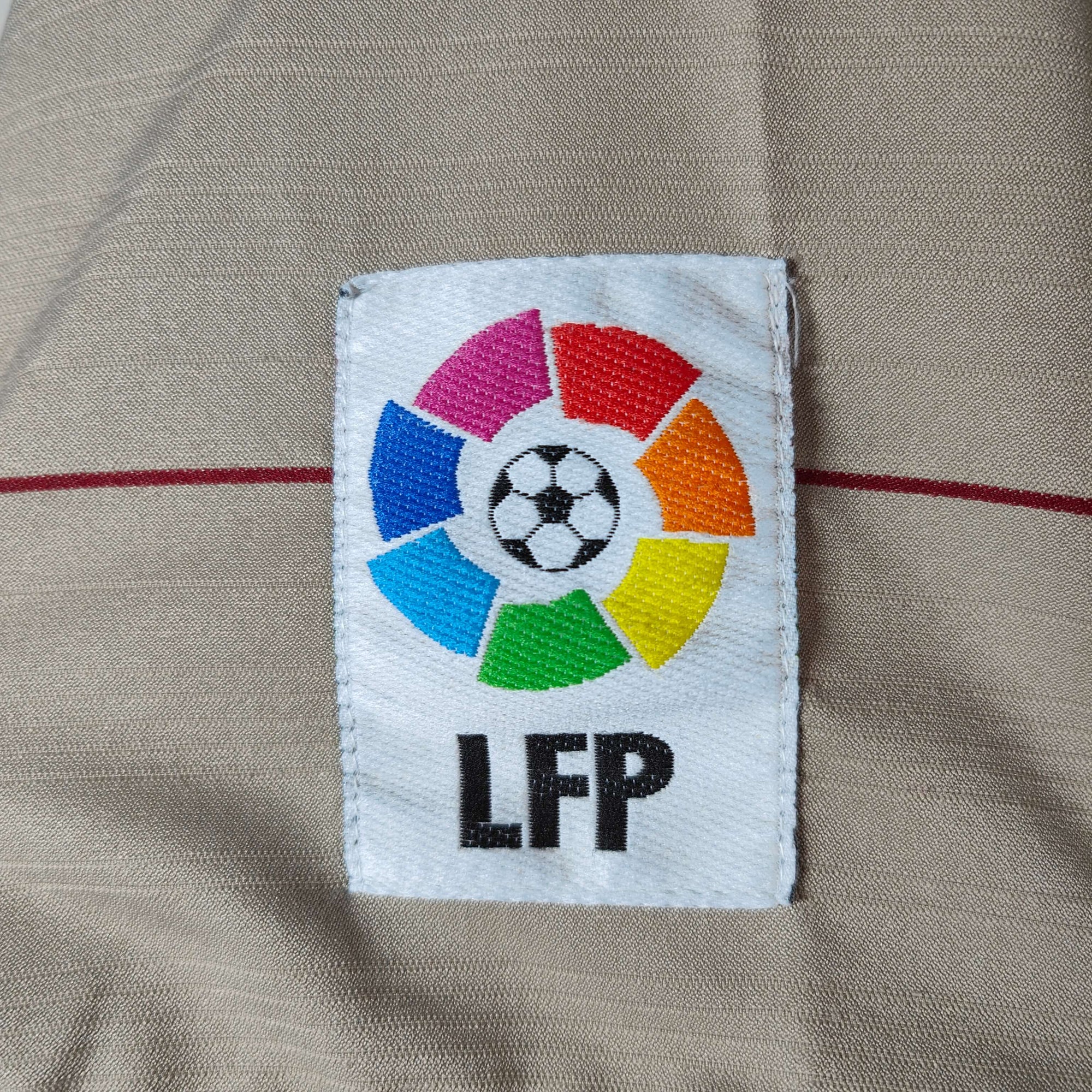 2003-05 FC Barcelona Away Shirt Ronaldinho 