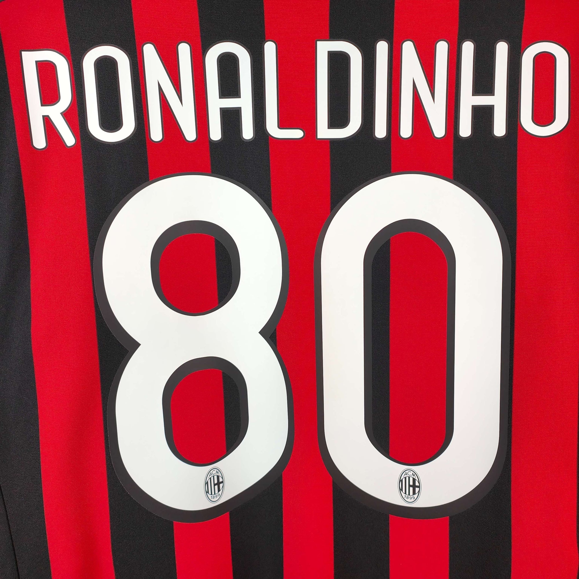 2009-10 AC Milan Home Shirt Ronaldinho 