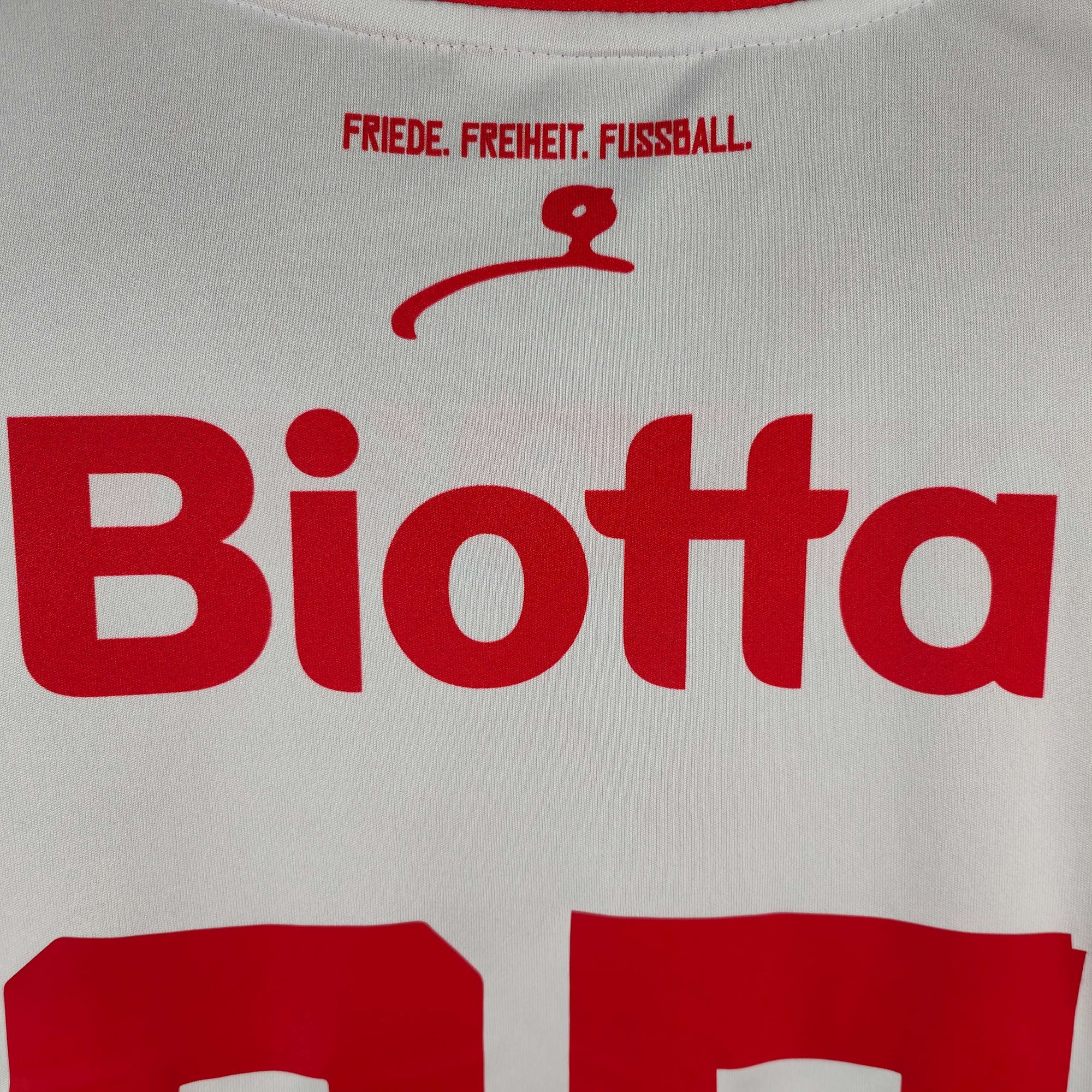 2021-22 FC Winterthur Away Shirt Manzambi 