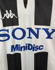 1997-98 Juventus Home Shirt Zidane 