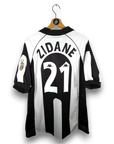 1997-98 Juventus Home Shirt Zidane 