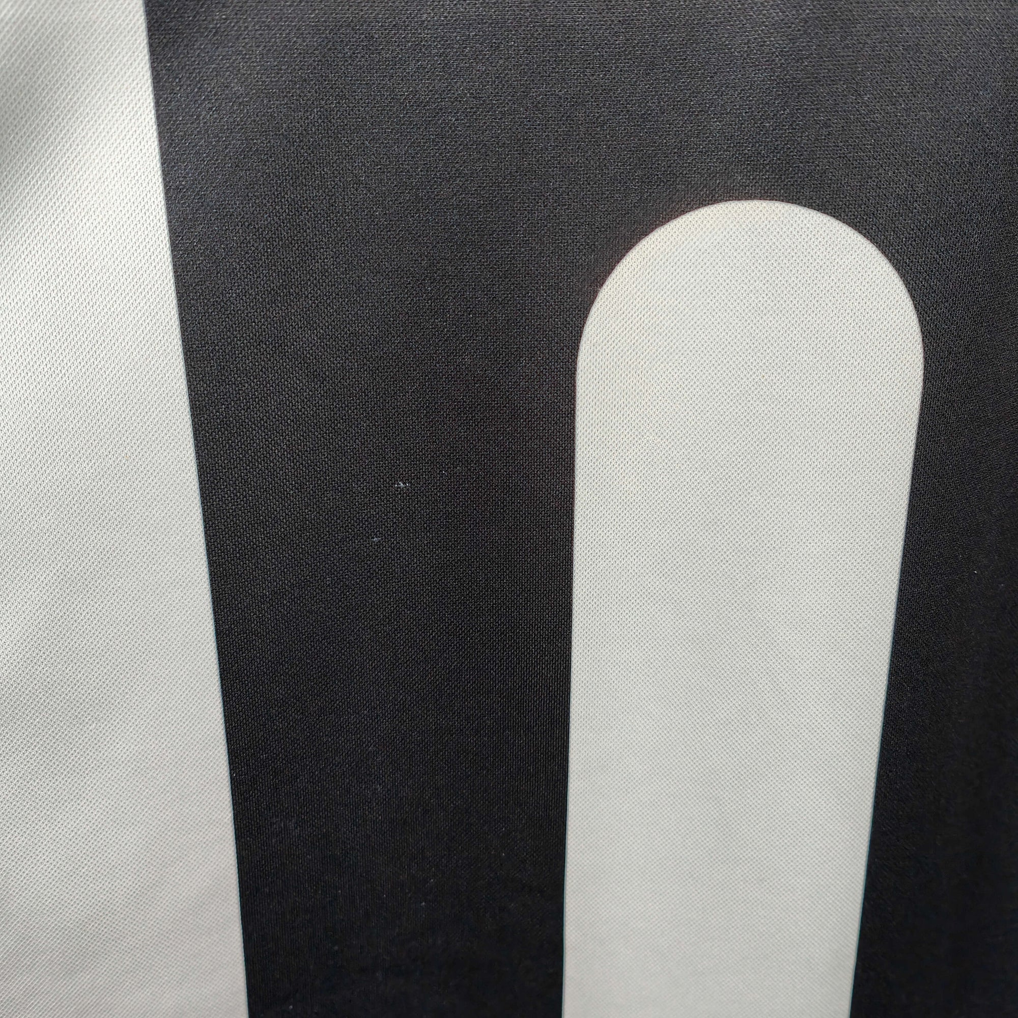 1997-98 Juventus Home Shirt Zidane 