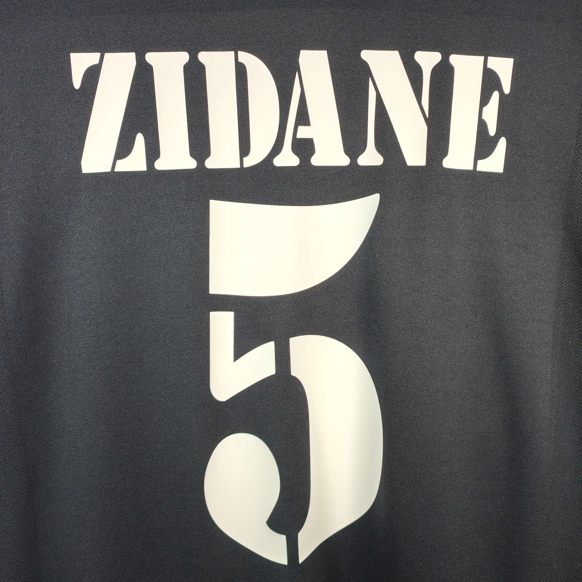 2002-03 Real Madrid Away Shirt Zidane 