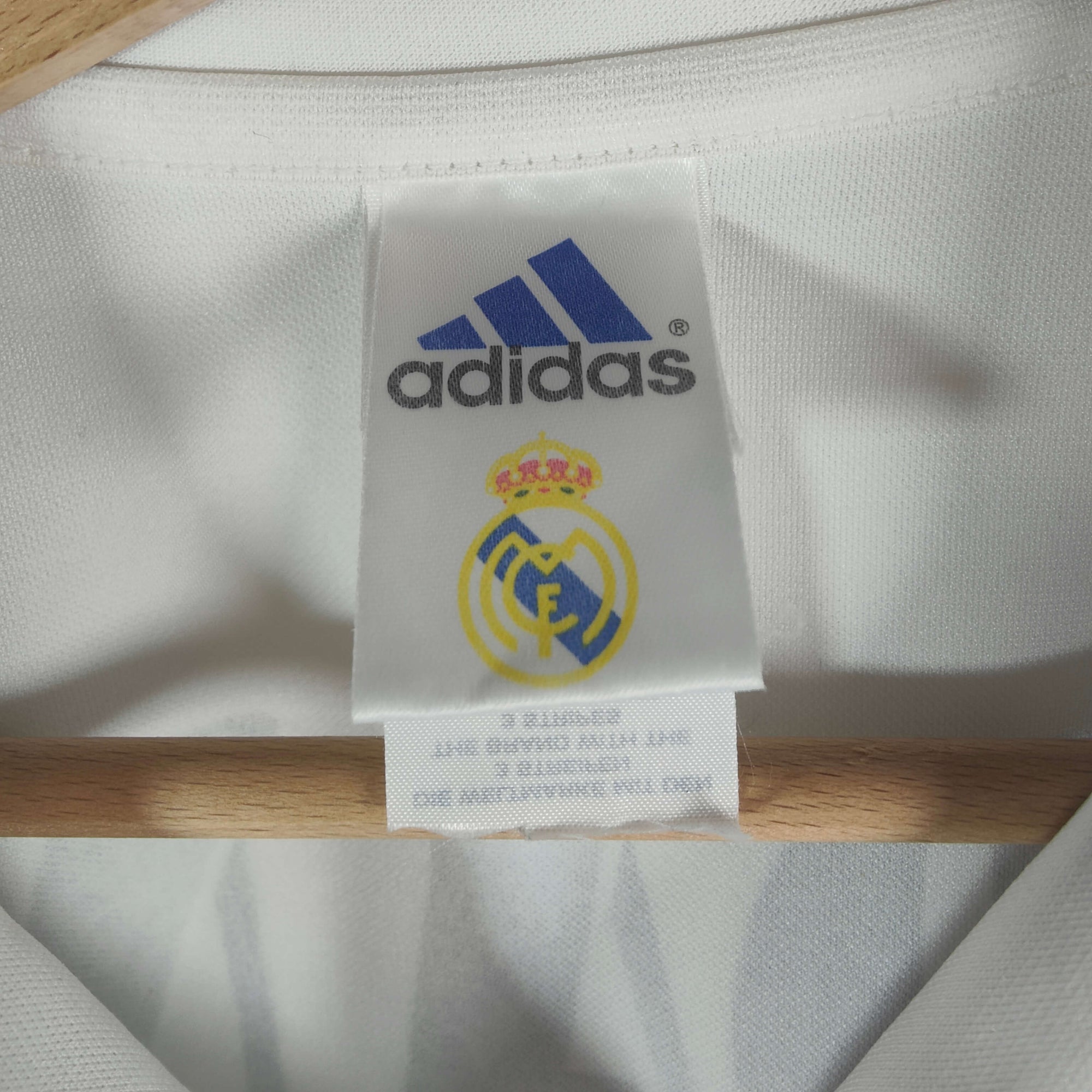 2002-03 Real Madrid Home Shirt Zidane 