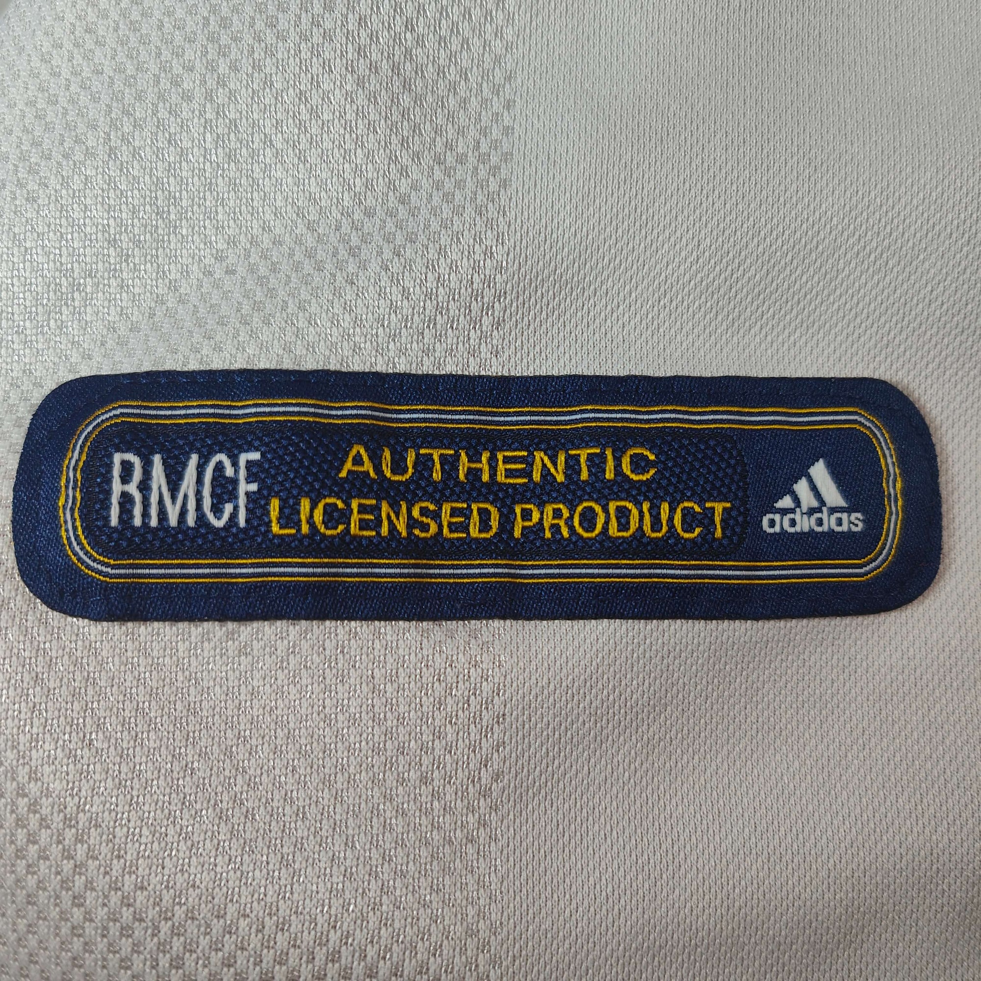 2001-02 Real Madrid Home Shirt Zidane 