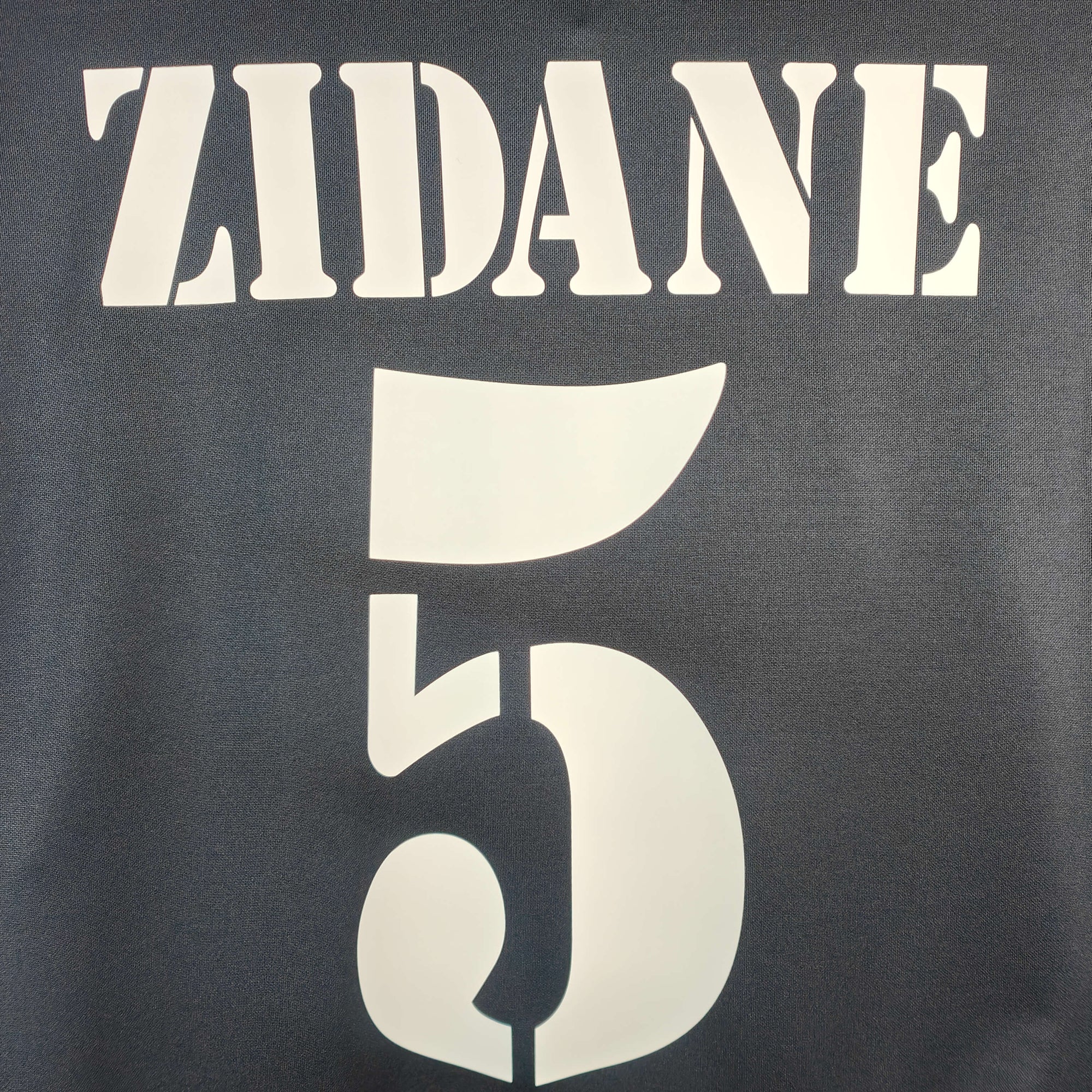 2002-03 Real Madrid Away Shirt Zidane 