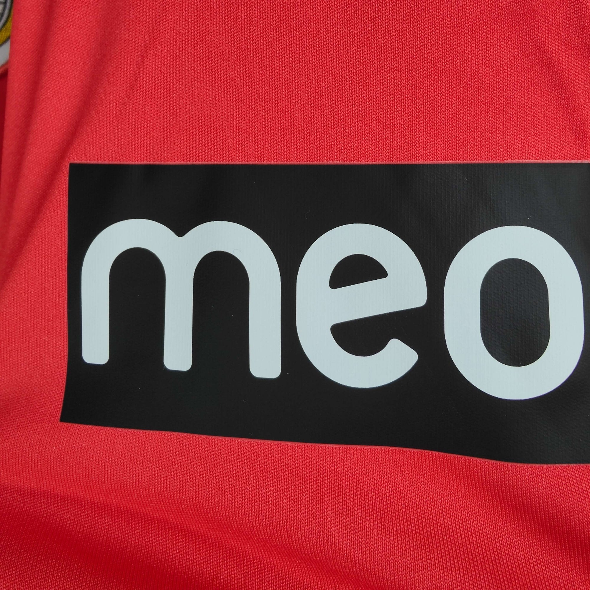 2011-12 Benfica Home Shirt - BNWT 10/10 - (L)