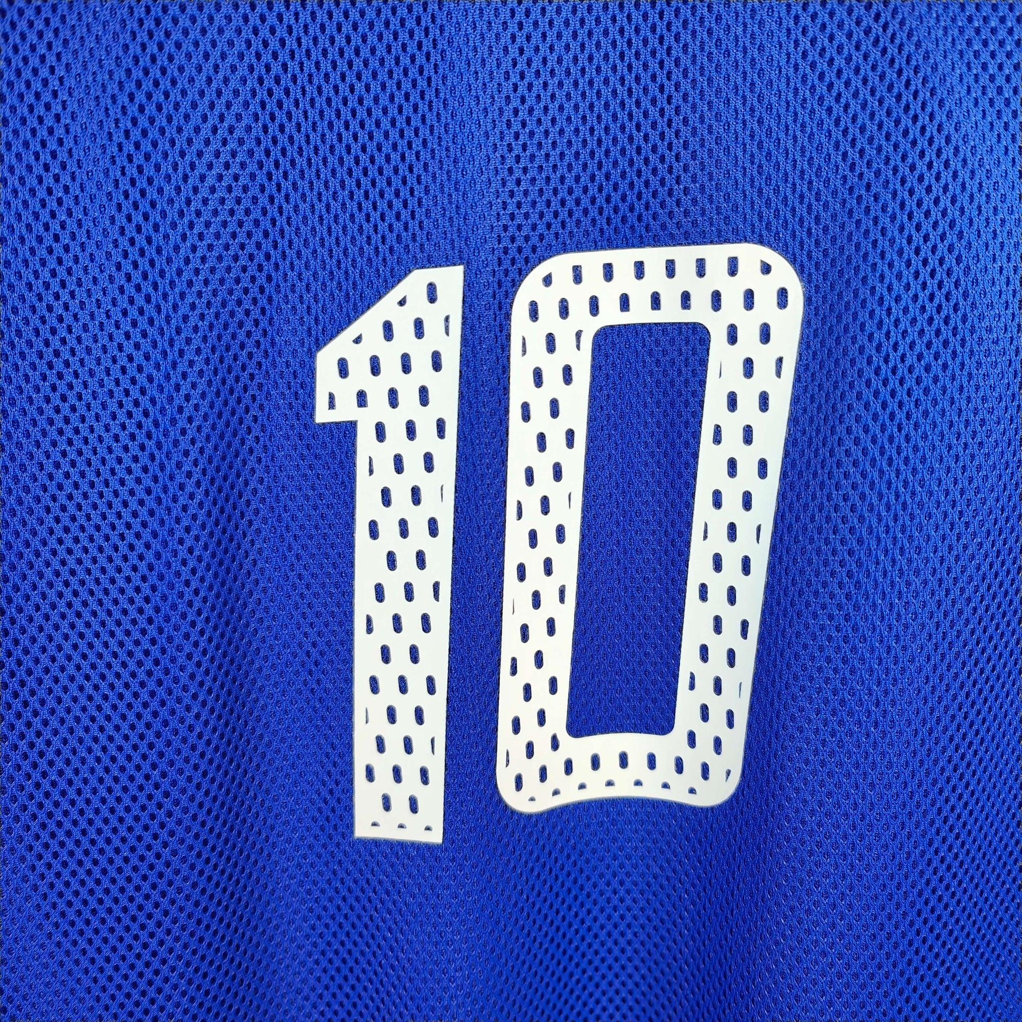 2002-04 France Home Shirt Zidane 