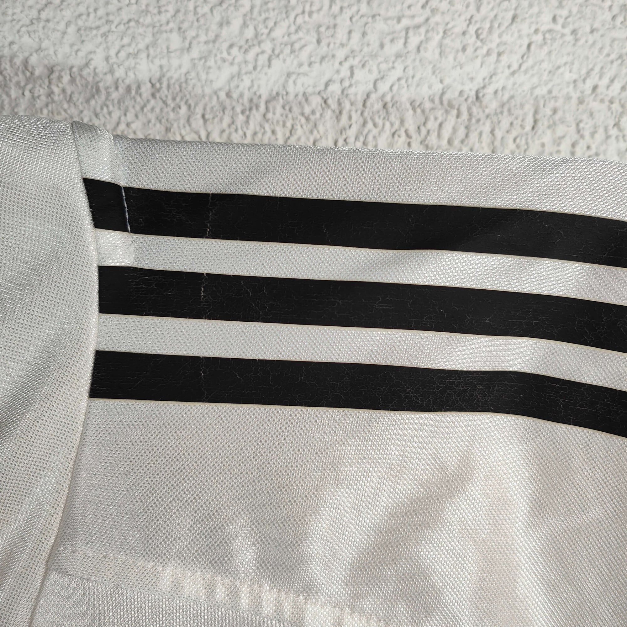 2004-05 Real Madrid Home Shirt Zidane 
