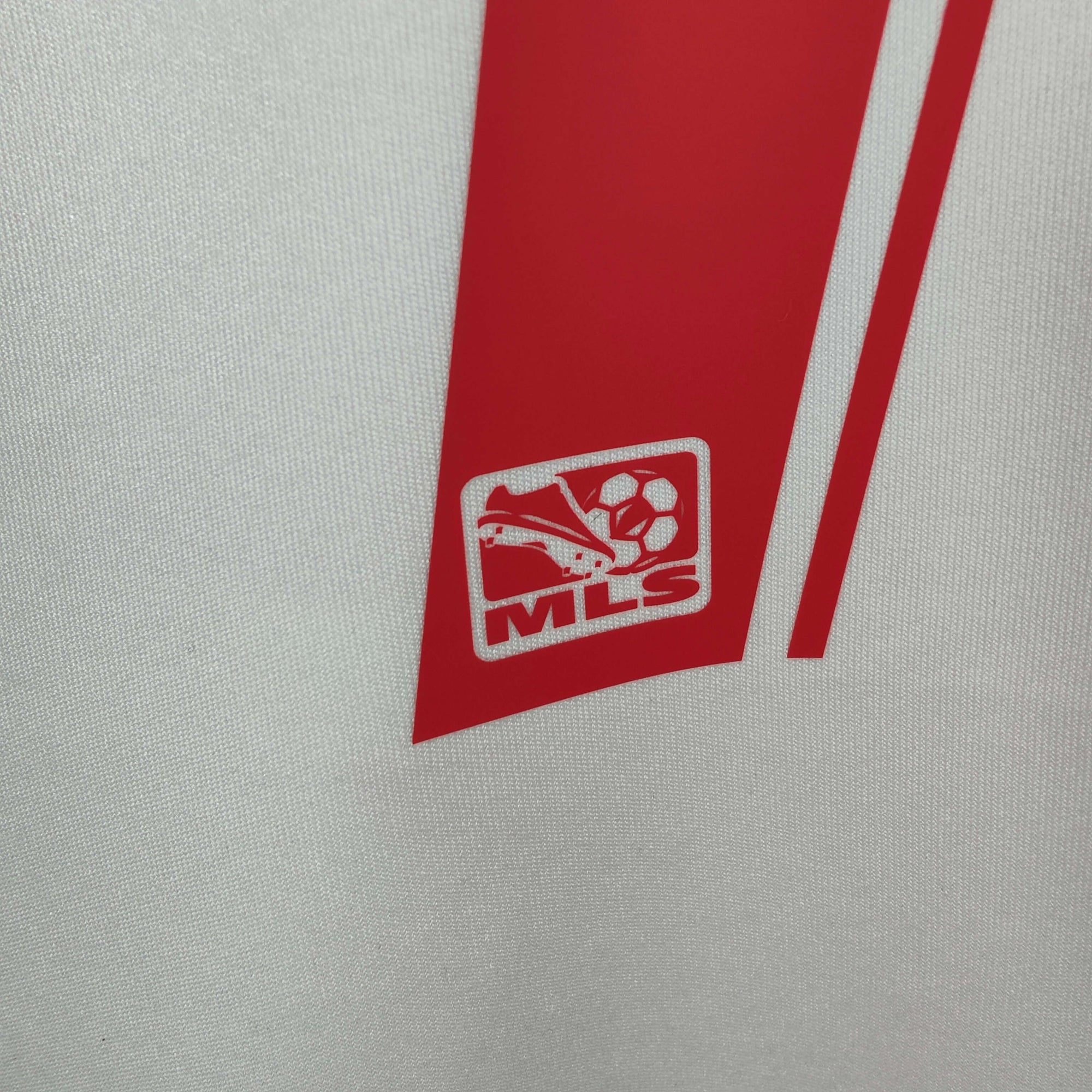 2010-11 New York Red Bulls Home Shirt Henry 