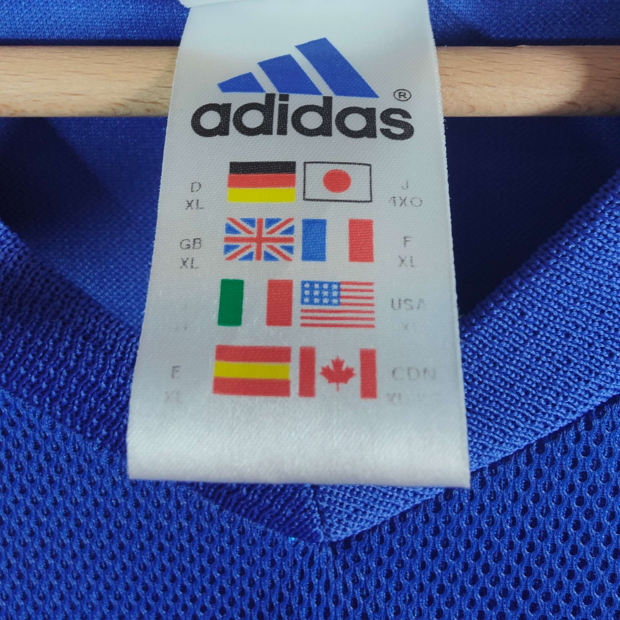 2002-04 France Home Shirt Zidane 