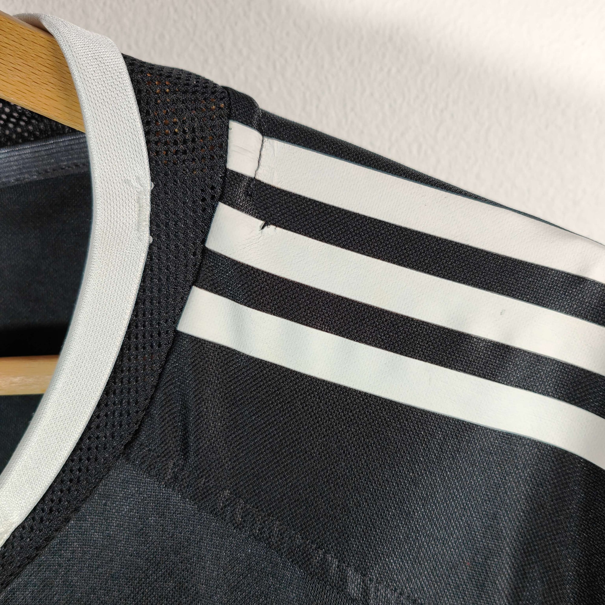 2004-05 Real Madrid Away Shirt Ronaldo 