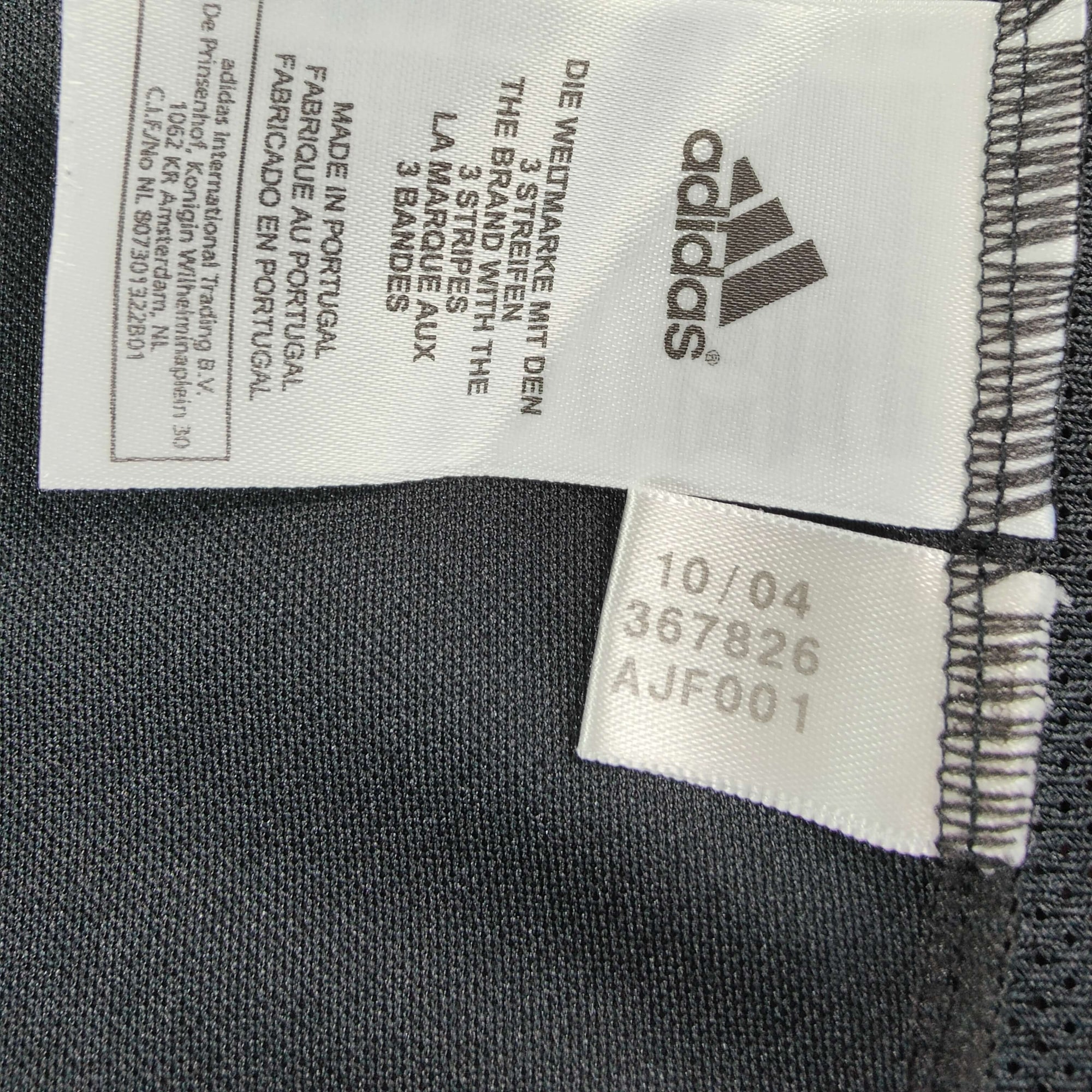 2004-05 Real Madrid Away Shirt Ronaldo 