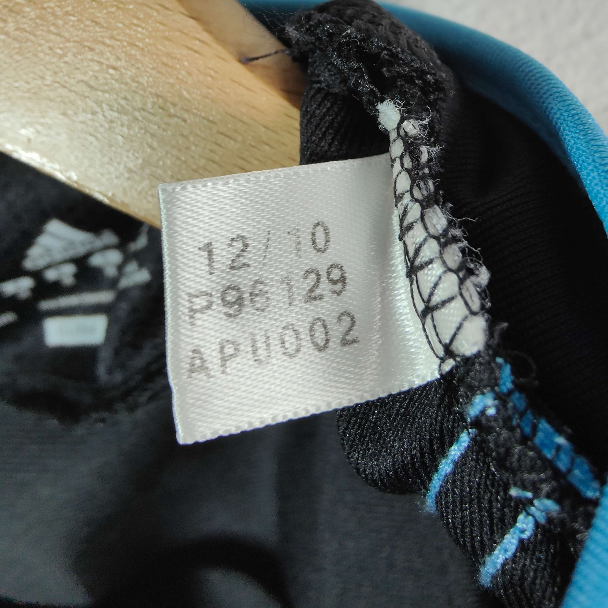 2010-11 Olympique Marseille Drittes Trikot Lucho 