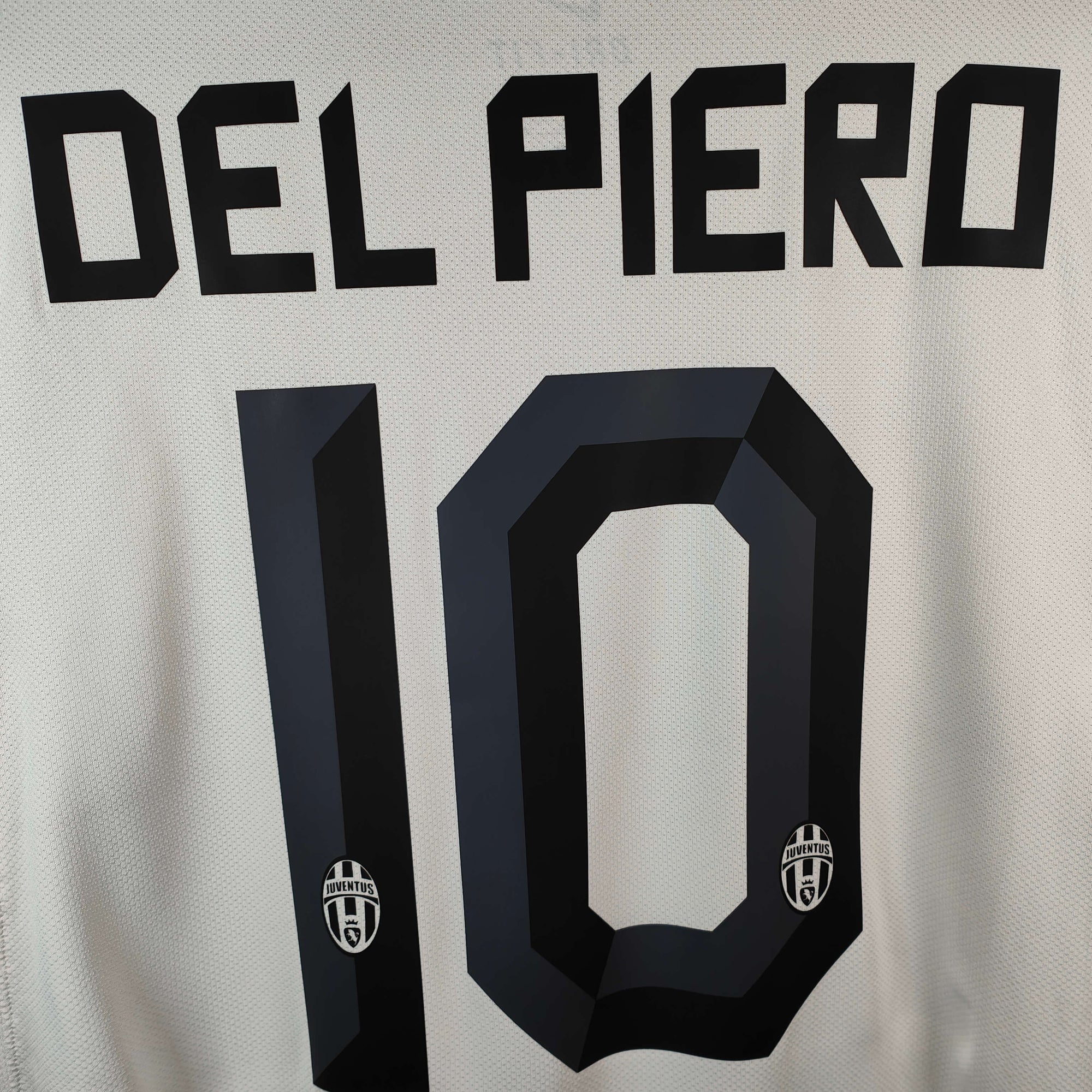 2010-11 Juventus Away Shirt Del Piero 