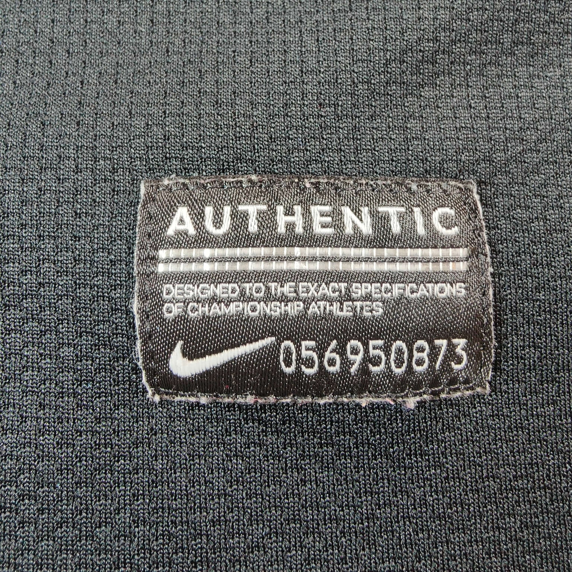 2011-12 FC Barcelona Away Shirt Messi 