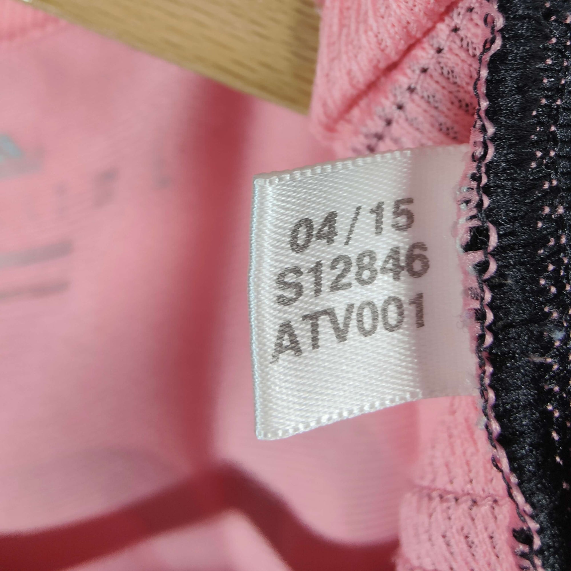 2015-16 Juventus Away Shirt Pogba 