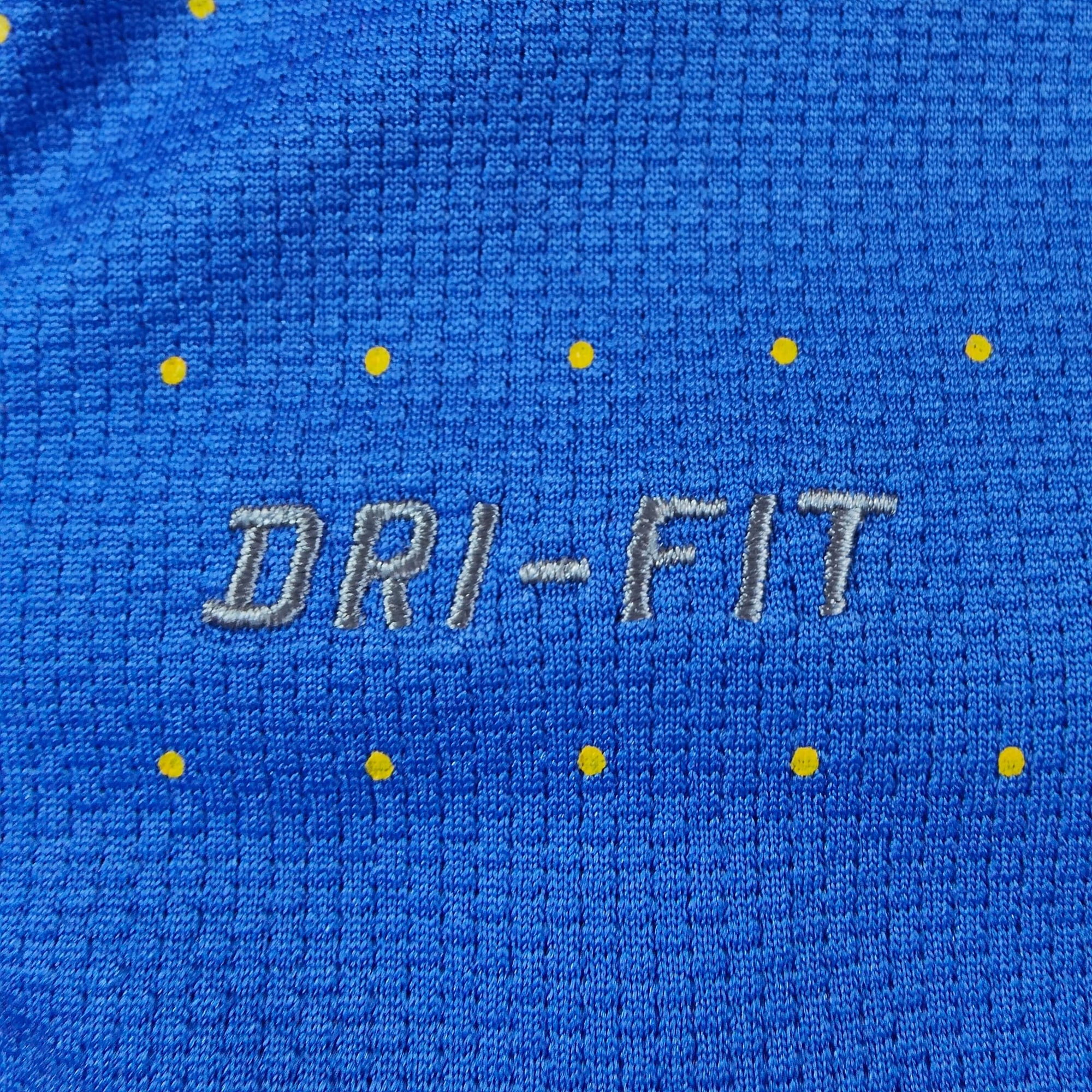 2010-11 Brazil Away Shirt Kaká 