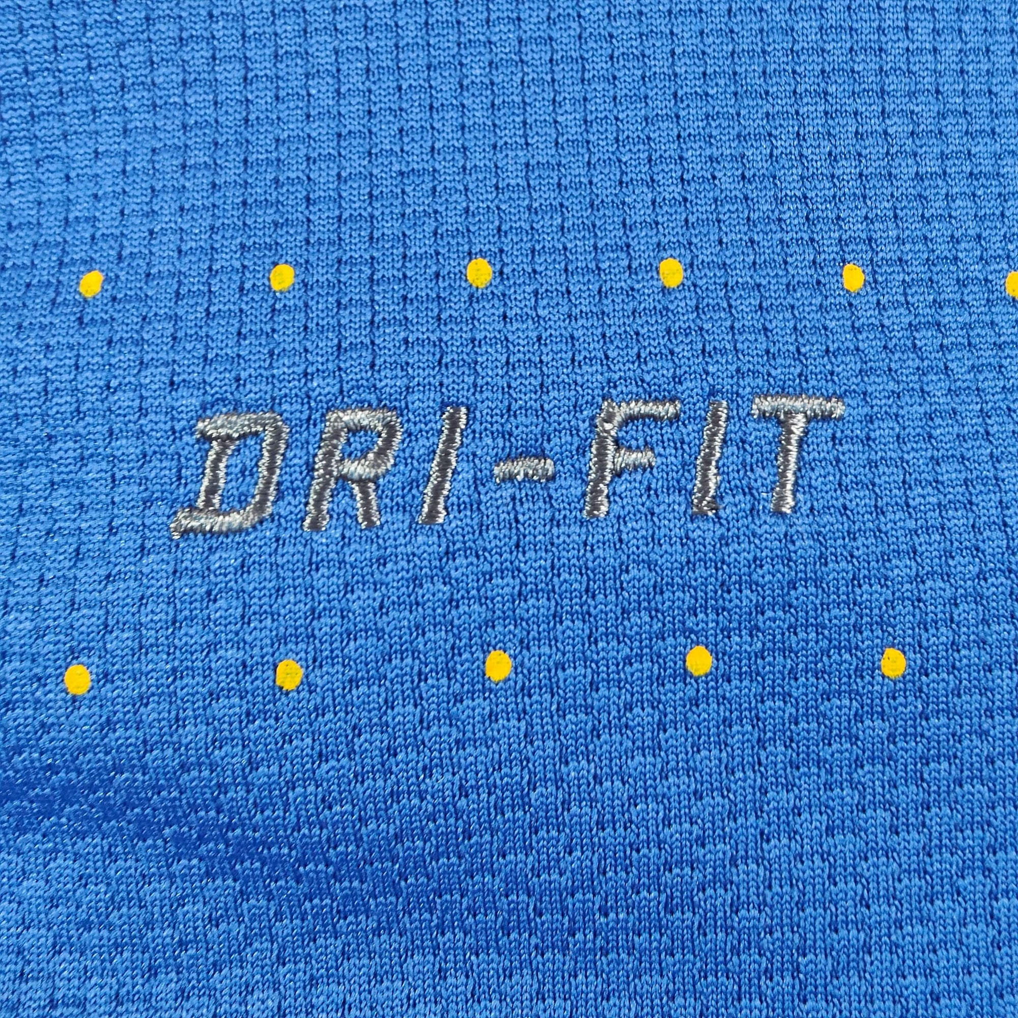 2010-11 Brazil Away Shirt Kaká 