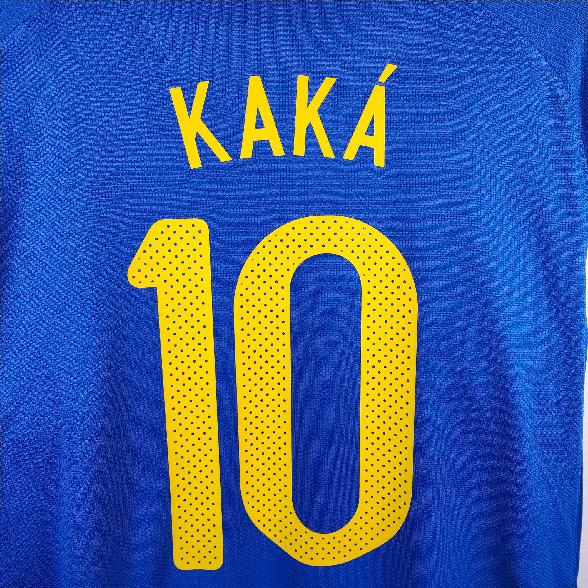 2010-11 Brazil Away Shirt Kaká 