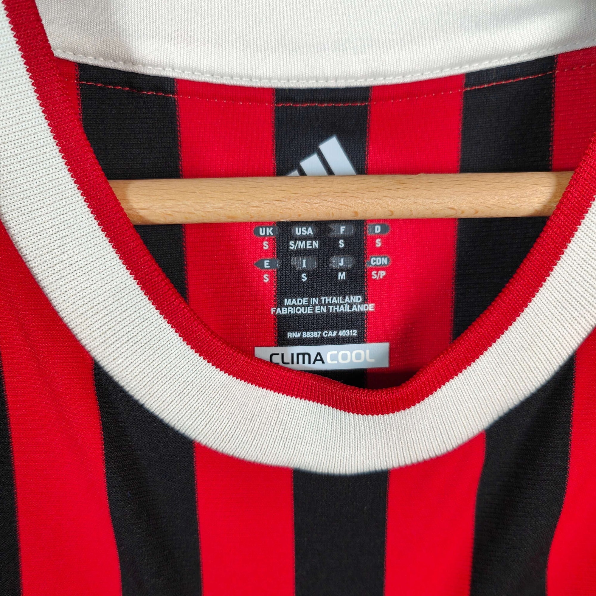 2011-12 AC Milan Home Shirt Seedorf 