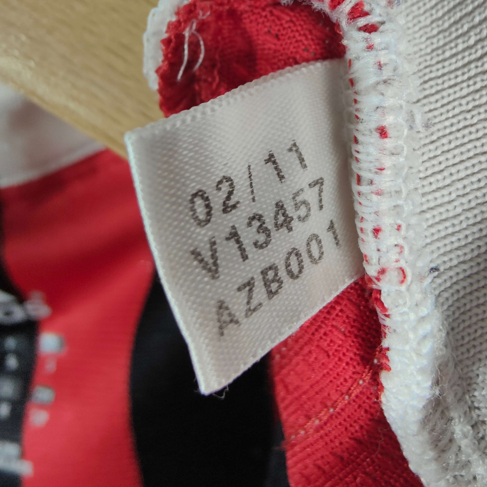 2011-12 AC Milan Home Shirt Seedorf 