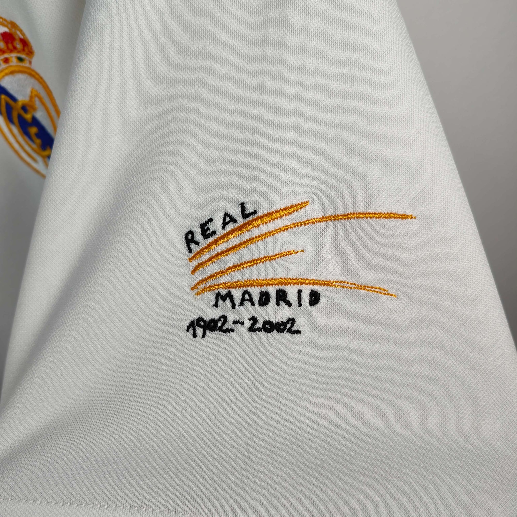 2002-03 Real Madrid Home Shirt Ronaldo 