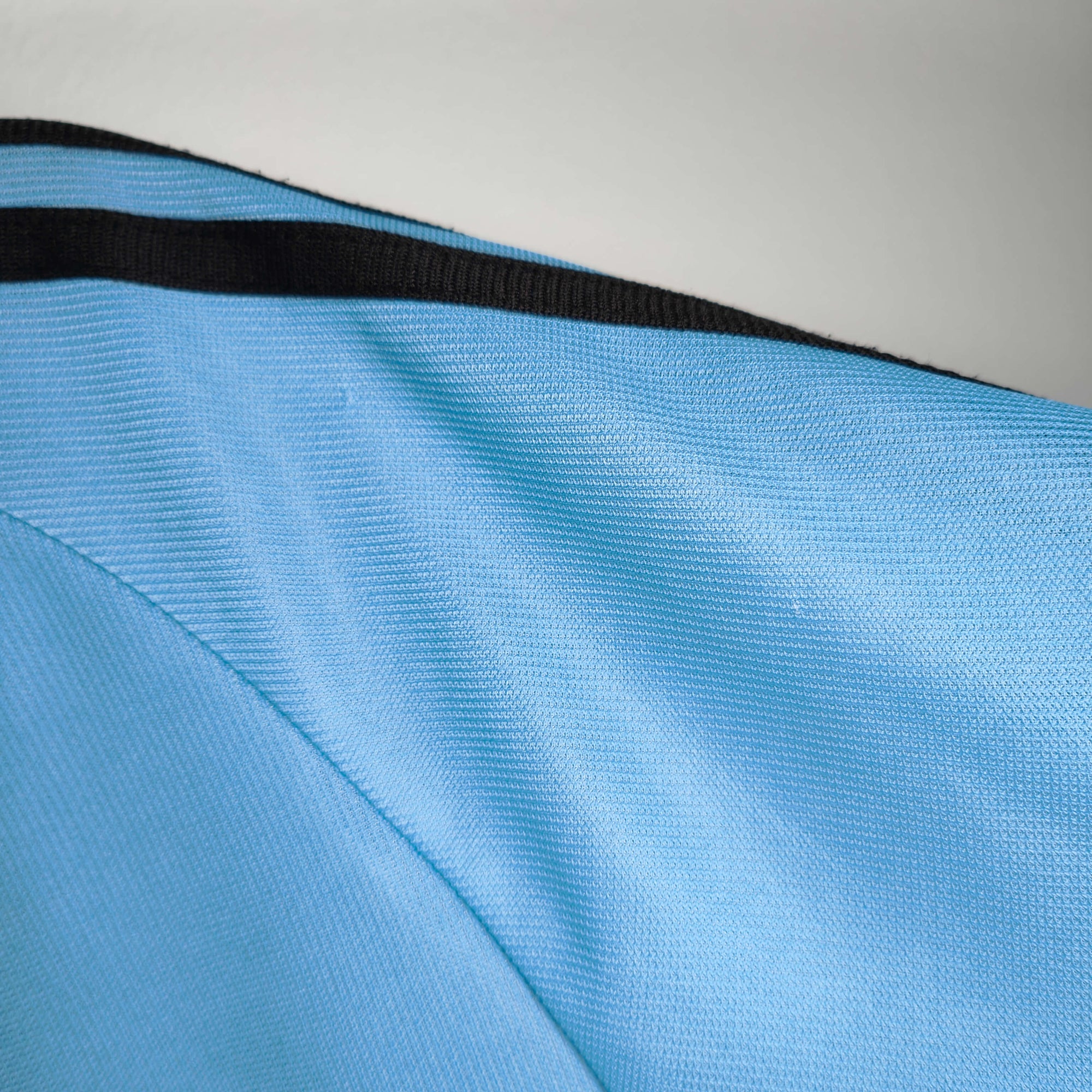 2002-04 Argentina Home Shirt Batistuta 