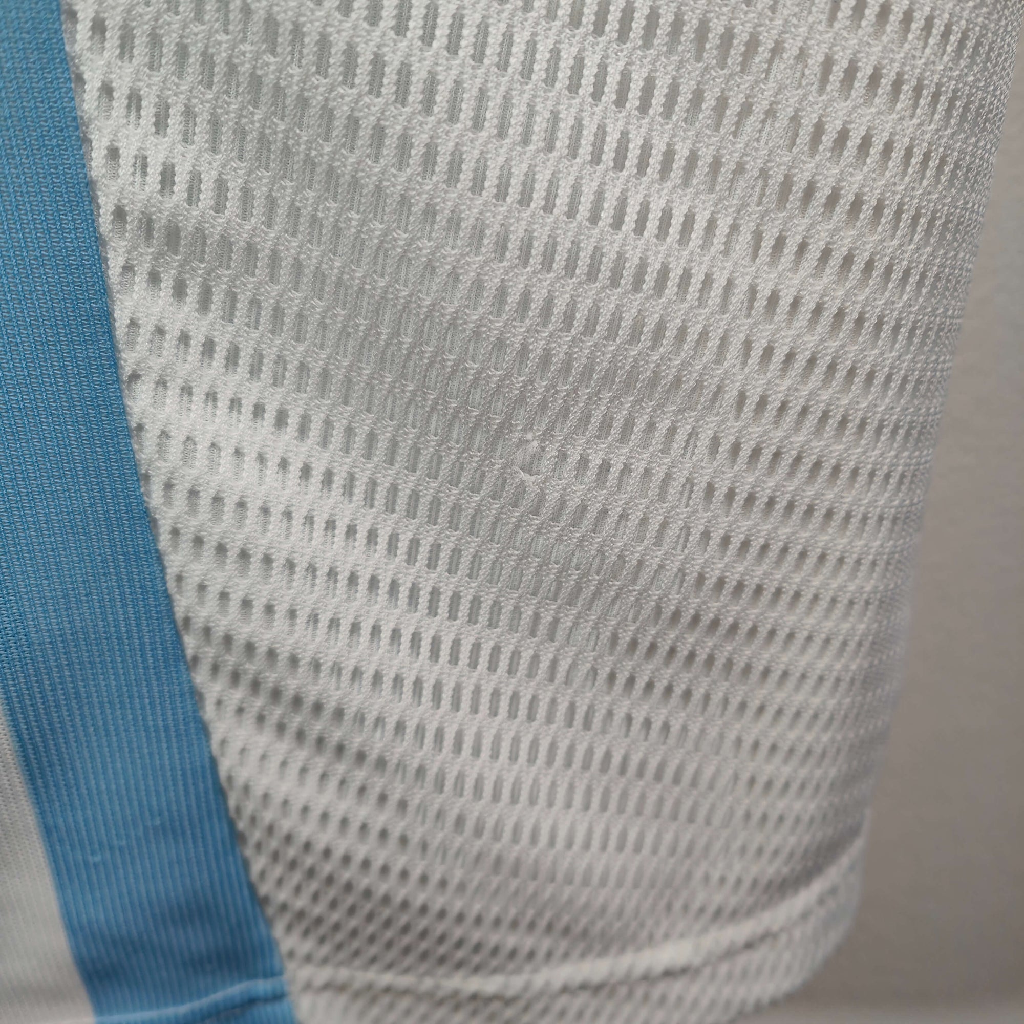 2002-04 Argentina Home Shirt Batistuta 