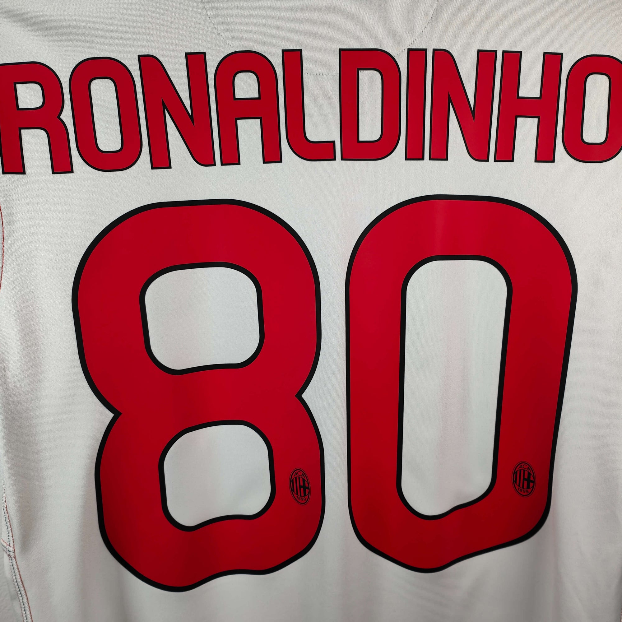 2010-11 AC Milan Away Shirt Ronaldinho 