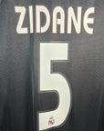 2004-05 Real Madrid Away Shirt Zidane 