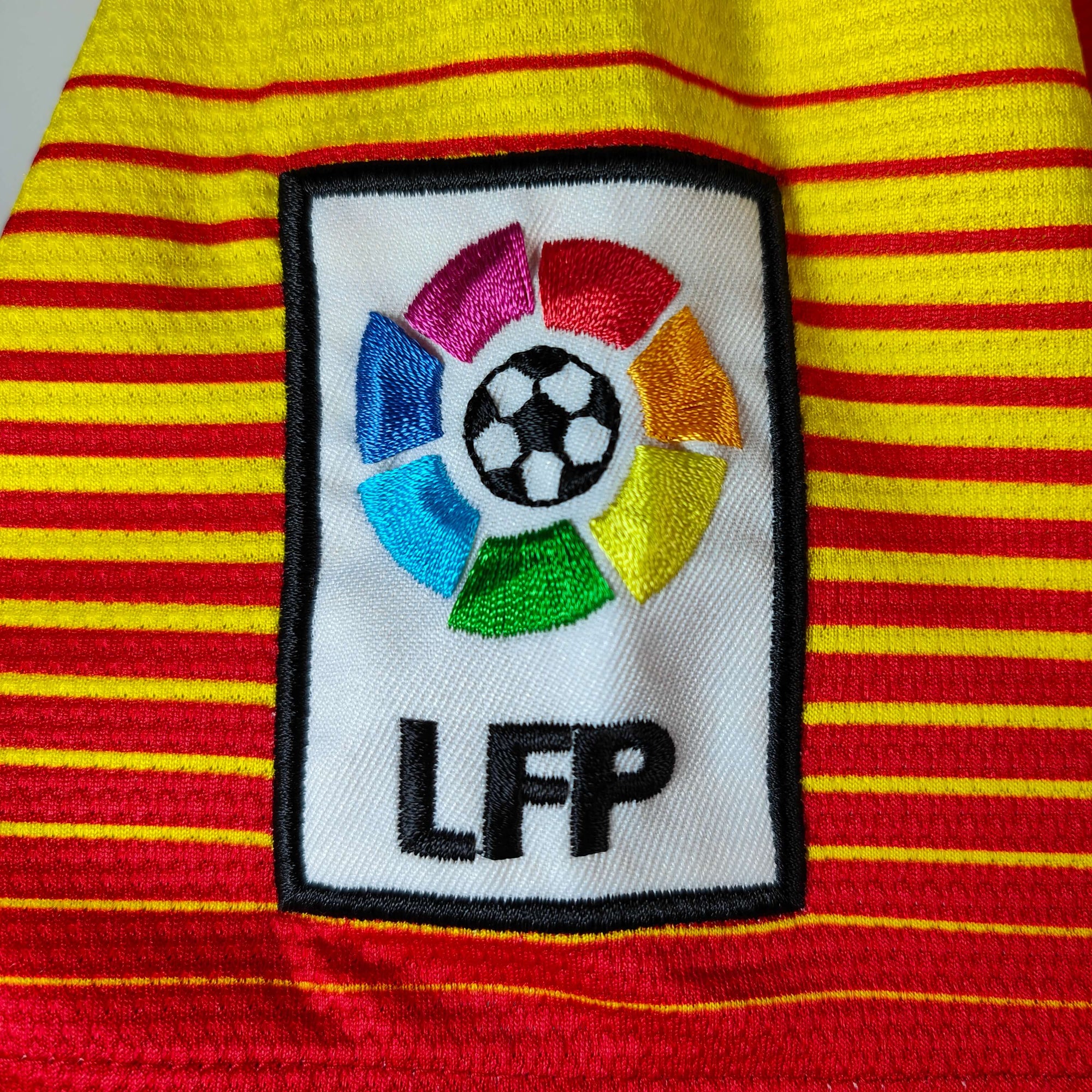 2013-15 FC Barcelona Away Shirt Messi 