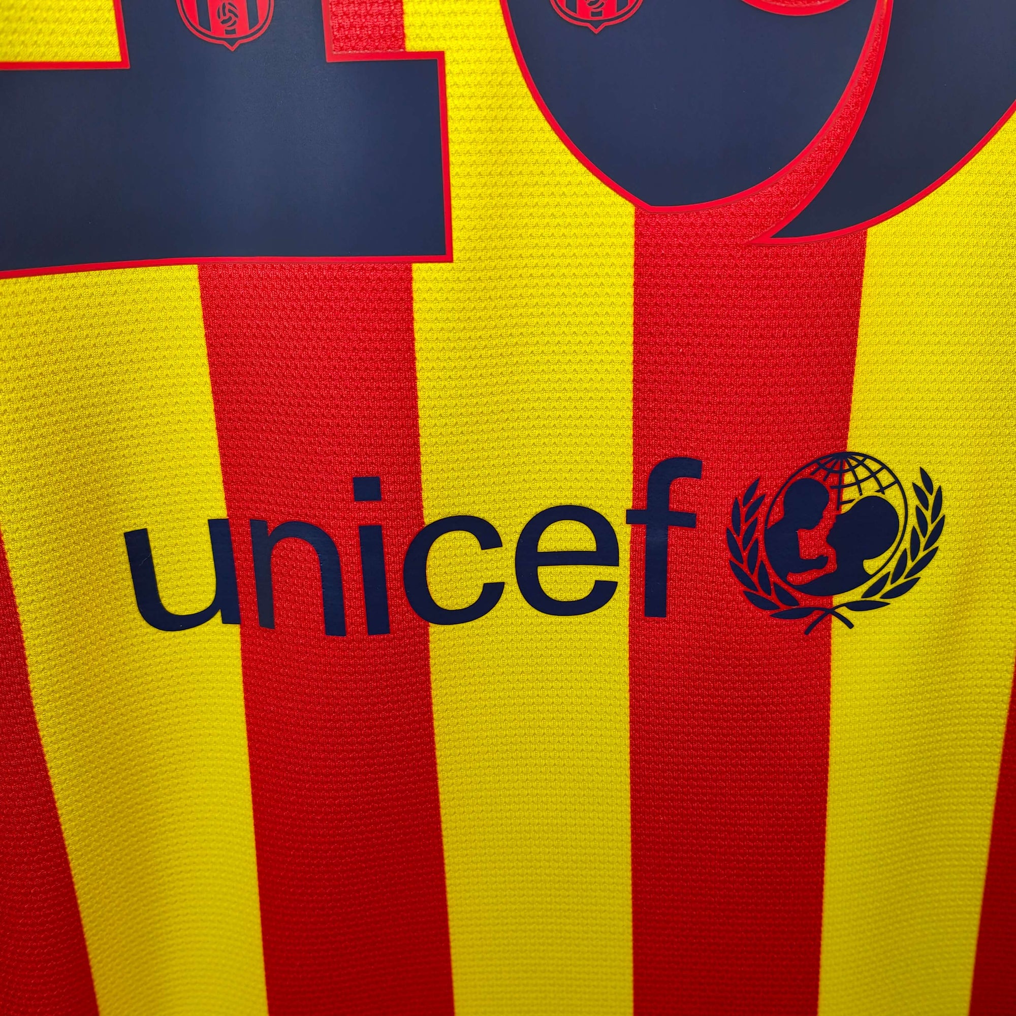 2013-15 FC Barcelona Away Shirt Messi 