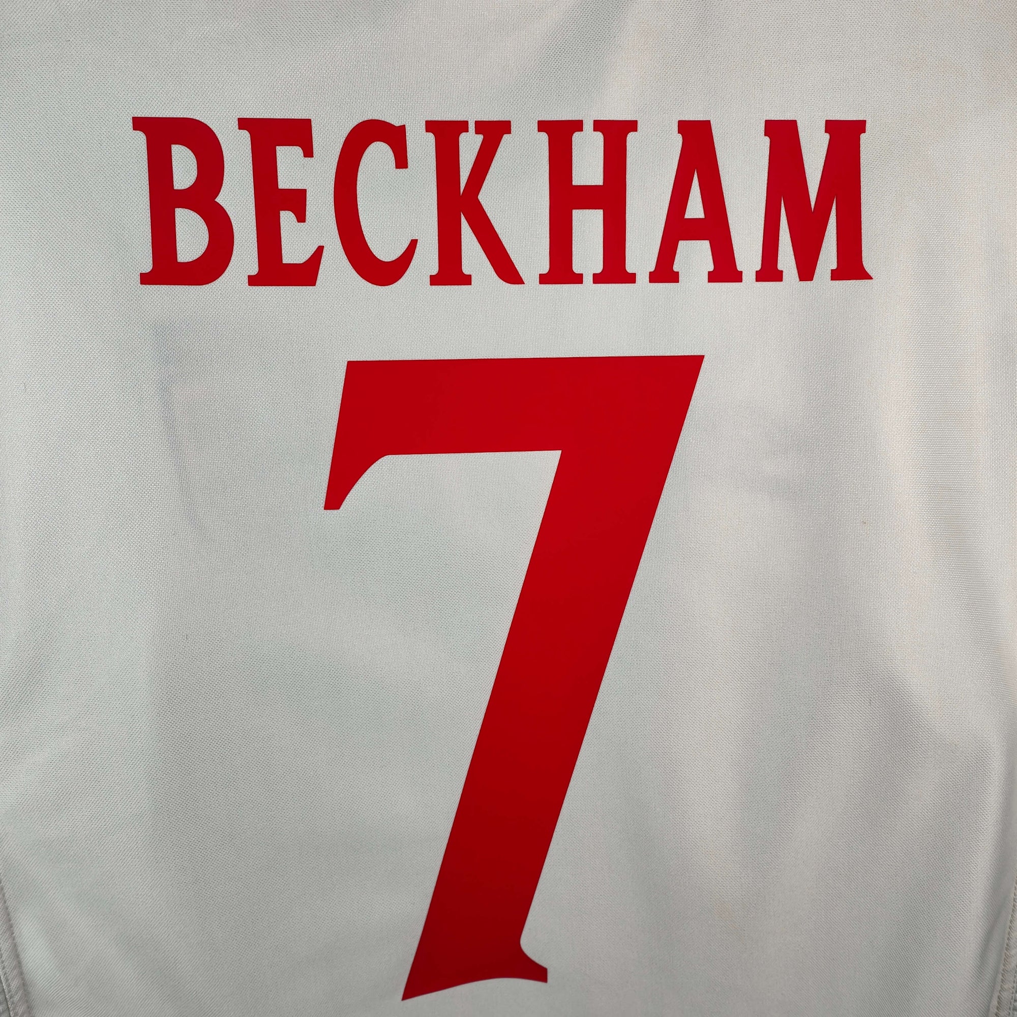1999-01 England Home Shirt Beckham 