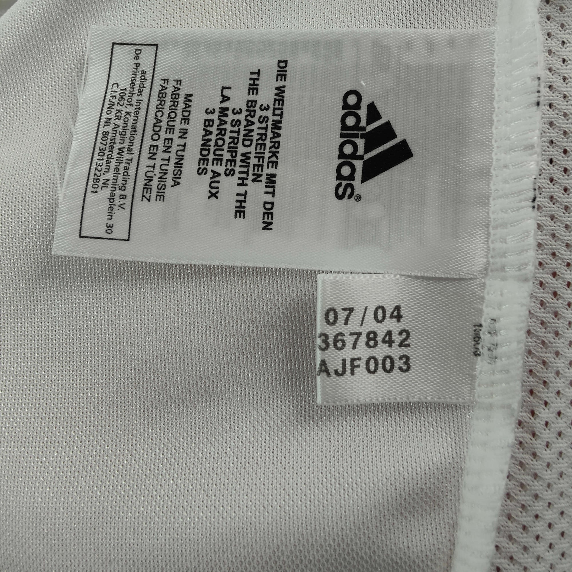 2004-05 Real Madrid Home Shirt Ronaldo 