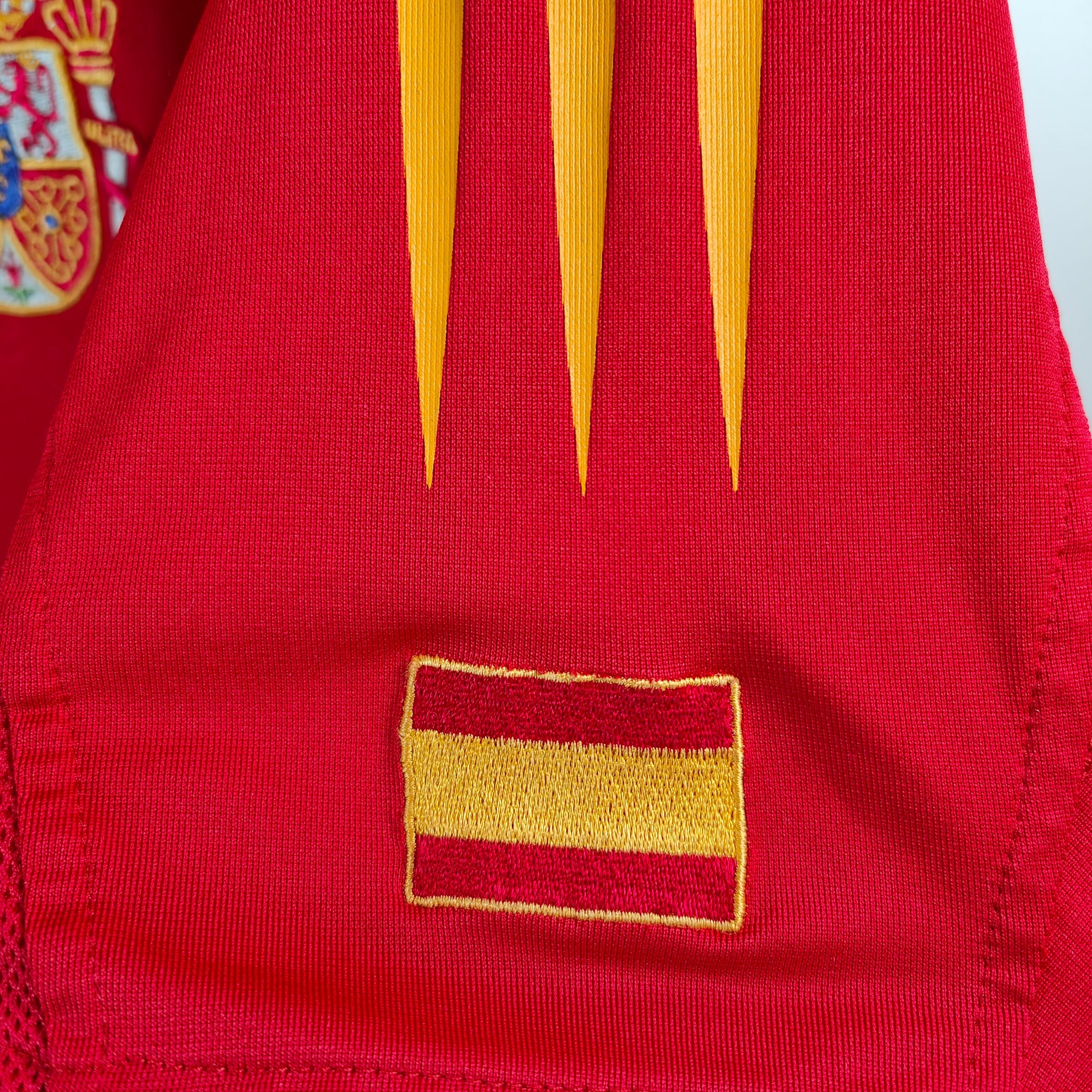 2004-06 Spain Home Shirt Raul 