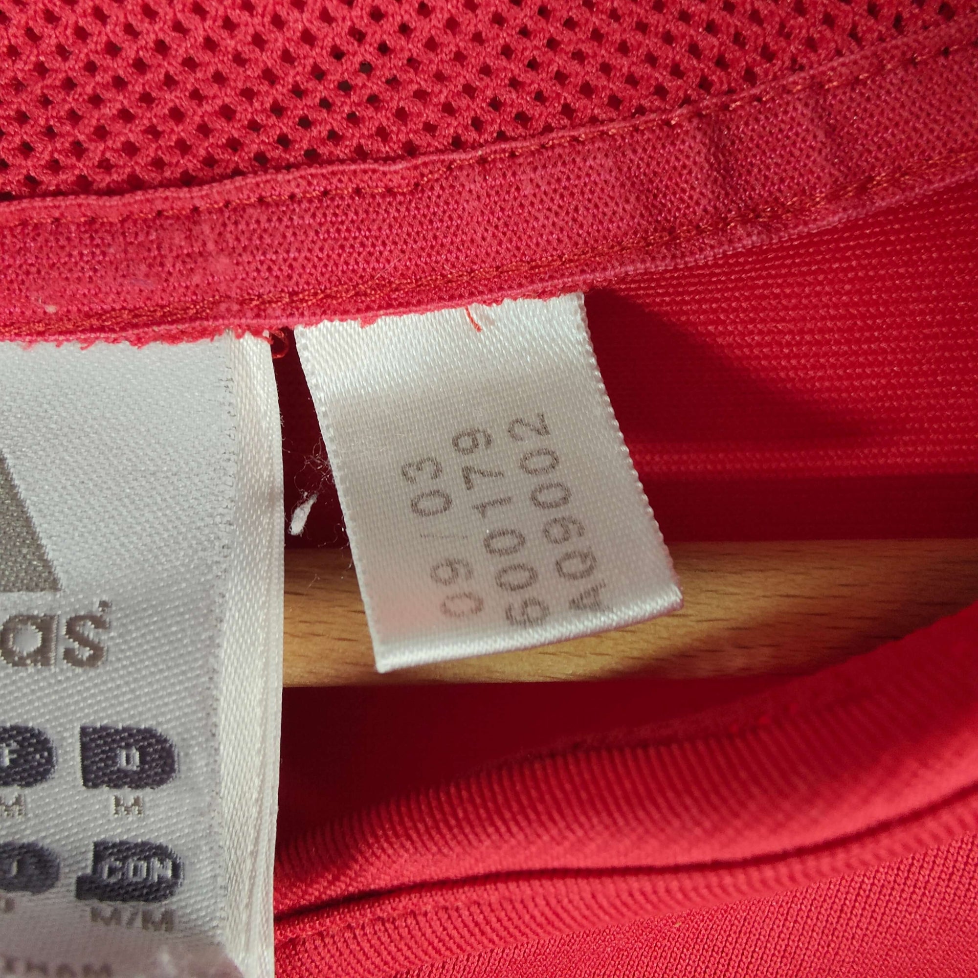 2004-06 Spain Home Shirt Raul 