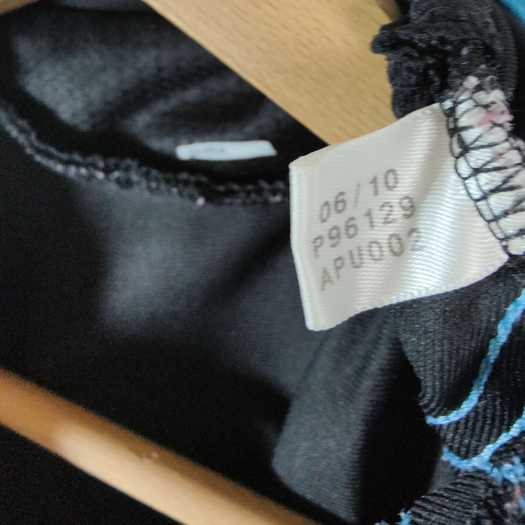 2010-11 Olympique Marseille Third Shirt Lucho 