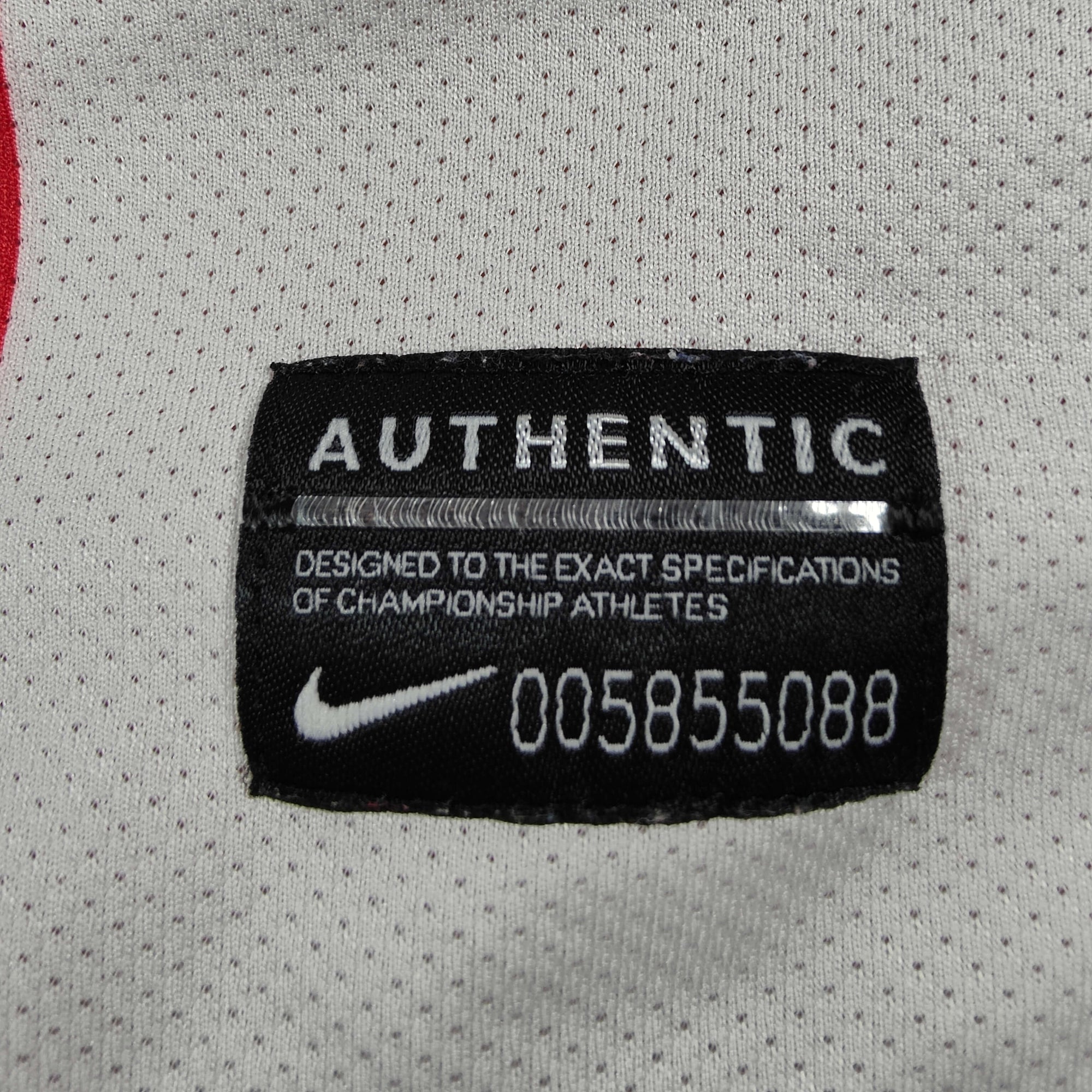 2010-11 Atletico Madrid Home Shirt Kun Agüero 