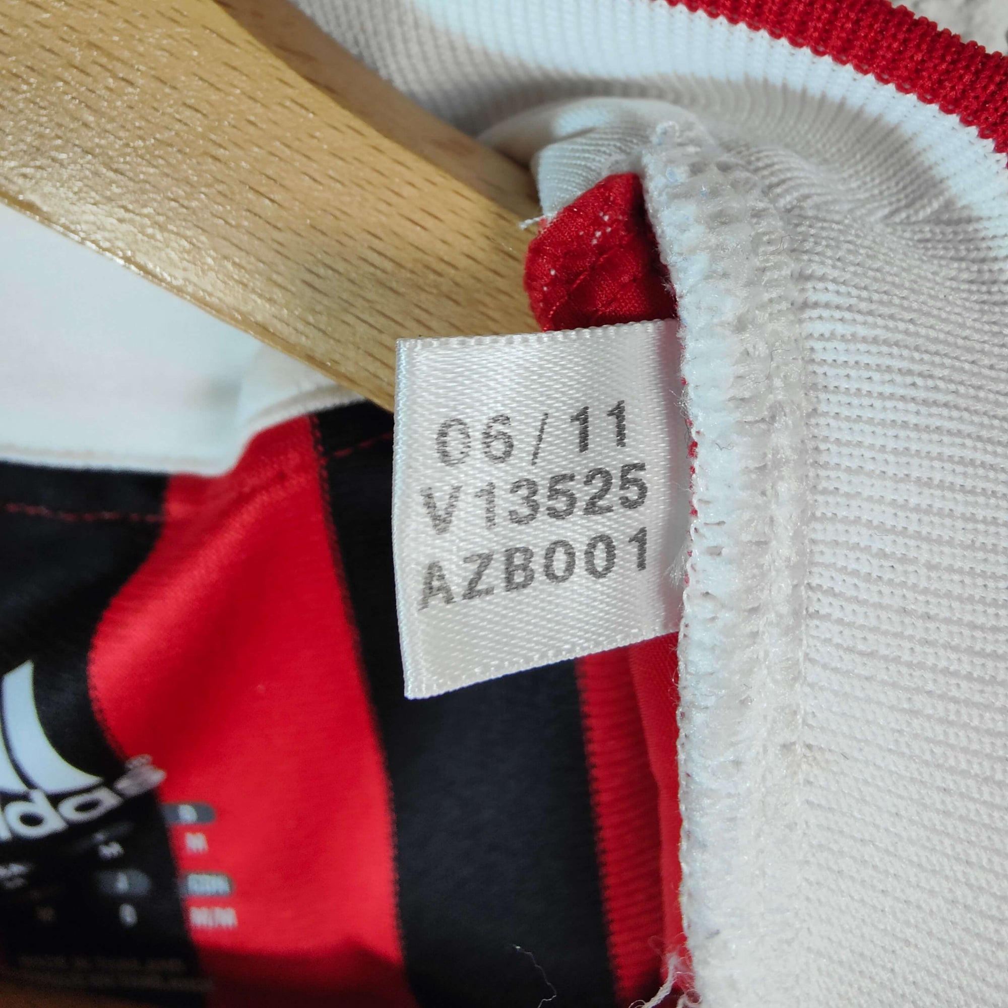 2011-12 AC Milan Player Version Home Shirt Seedorf 