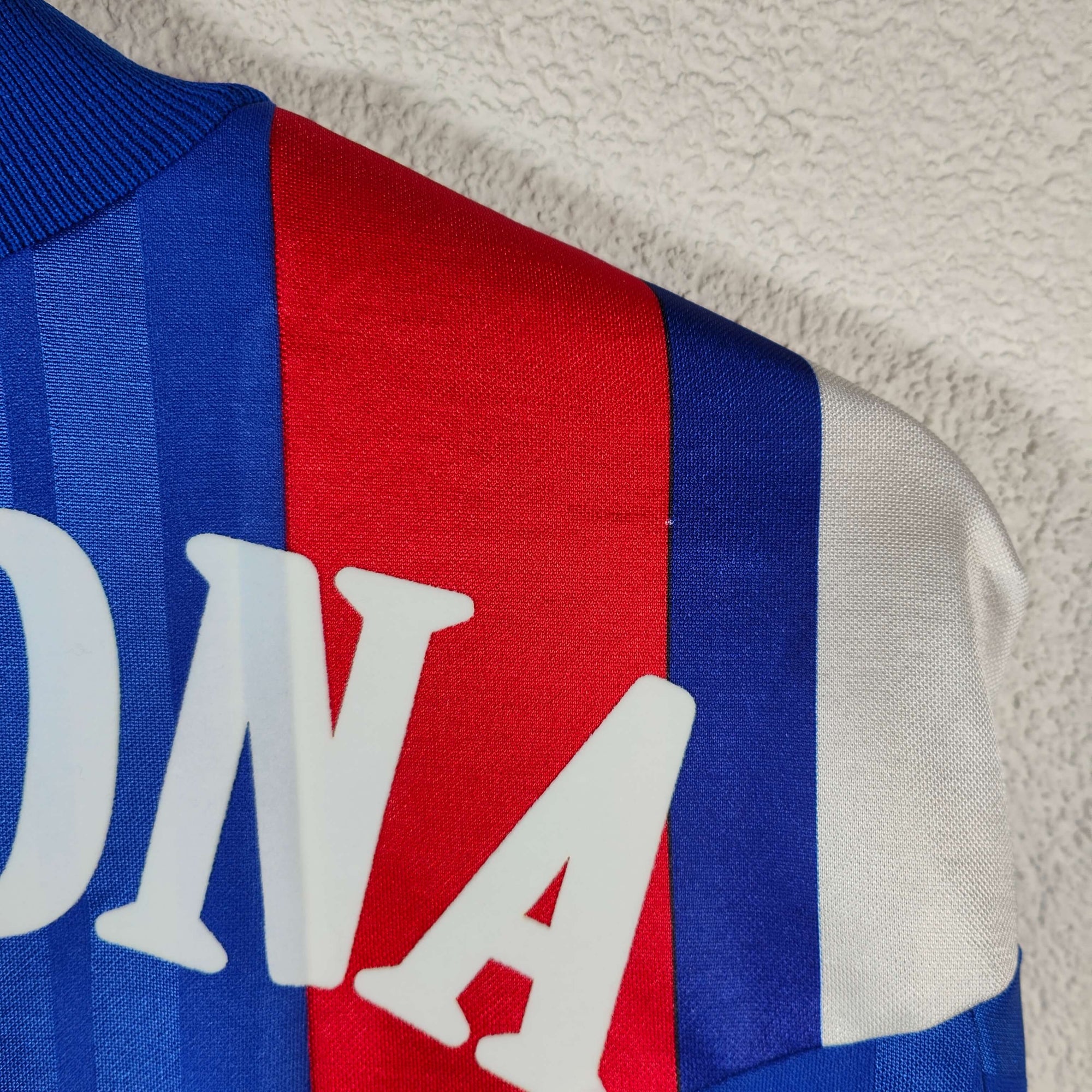 1992-93 France Home Shirt Cantona 