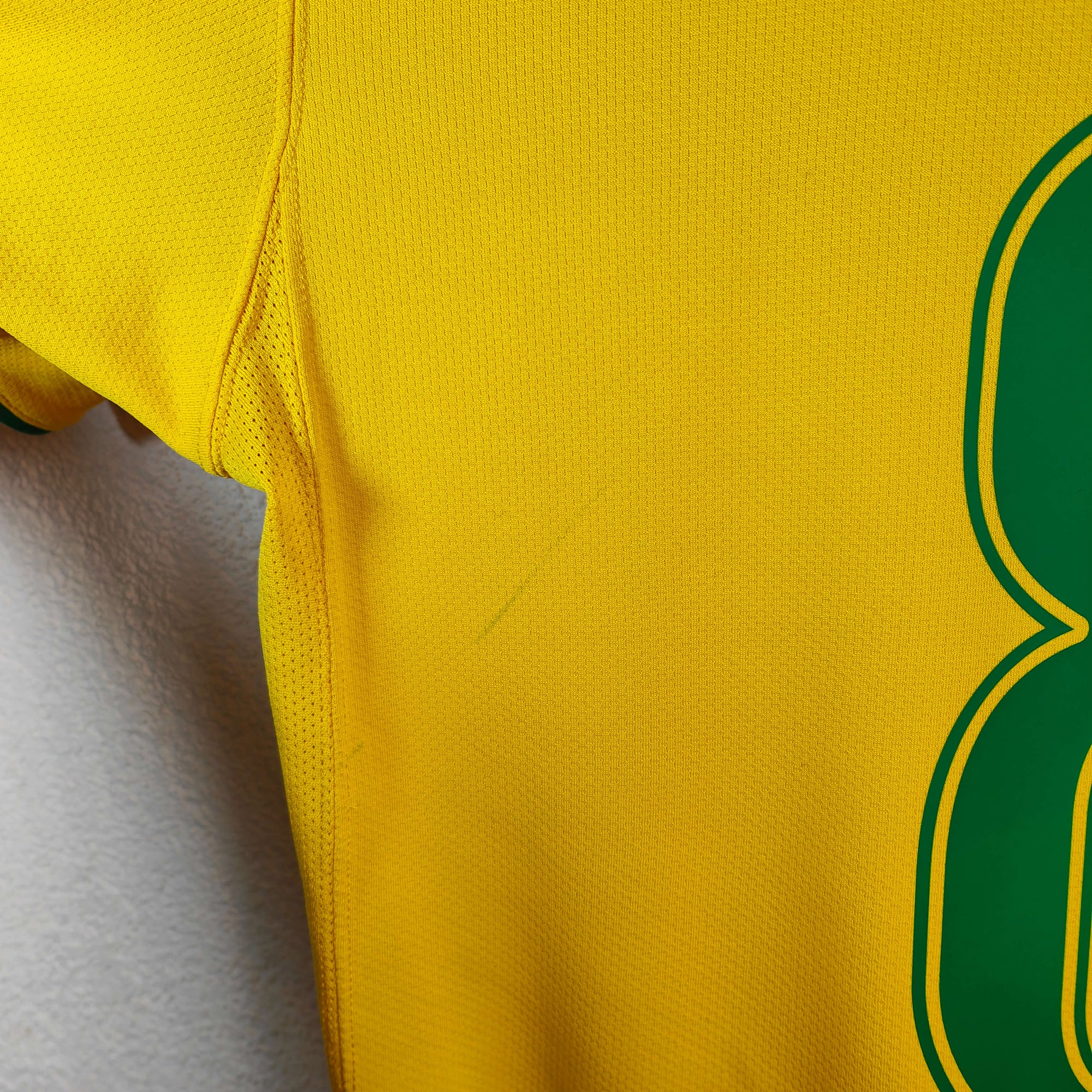 2006-08 Brazil Home Shirt Kaká 