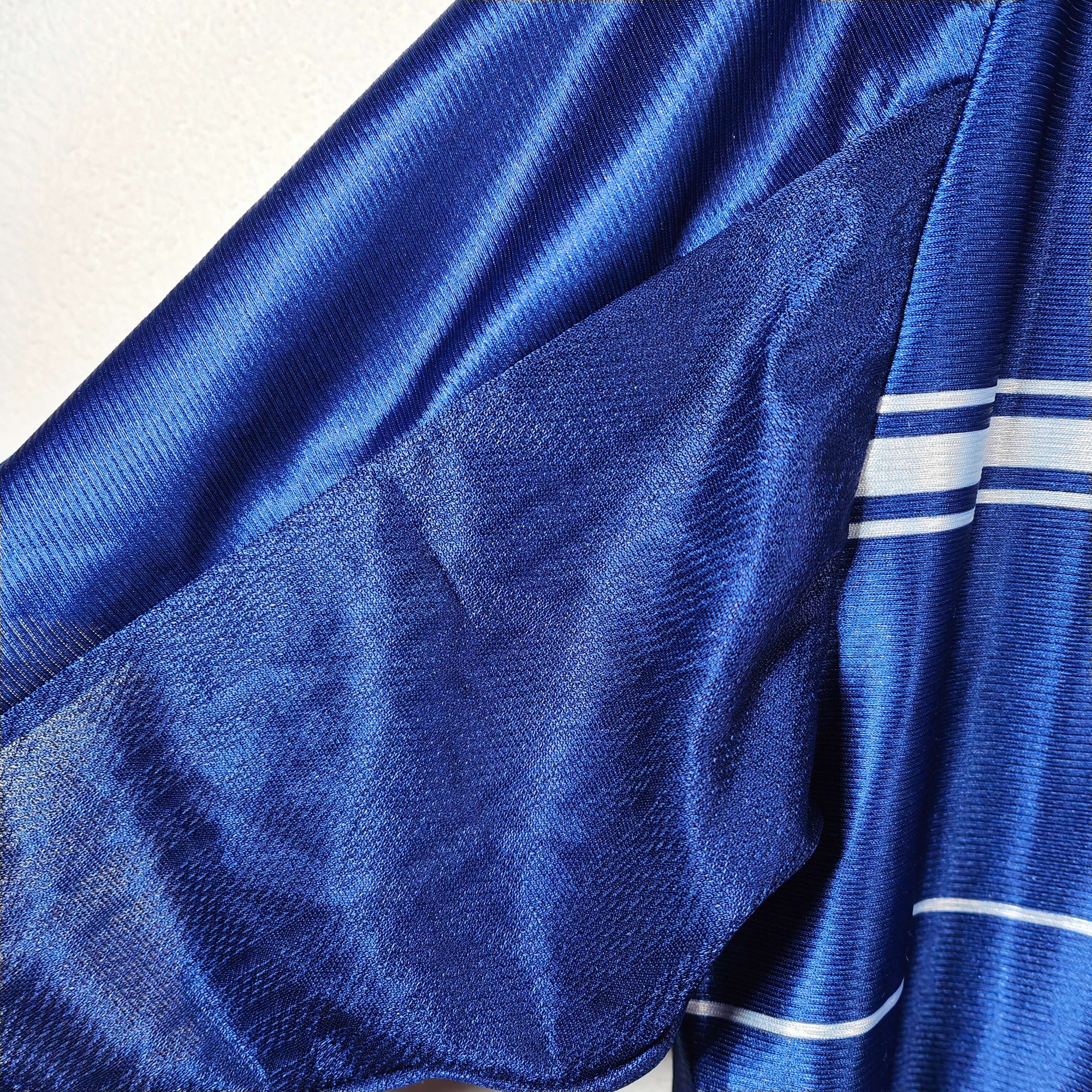 1998-99 Real Madrid Away Shirt Seedorf 