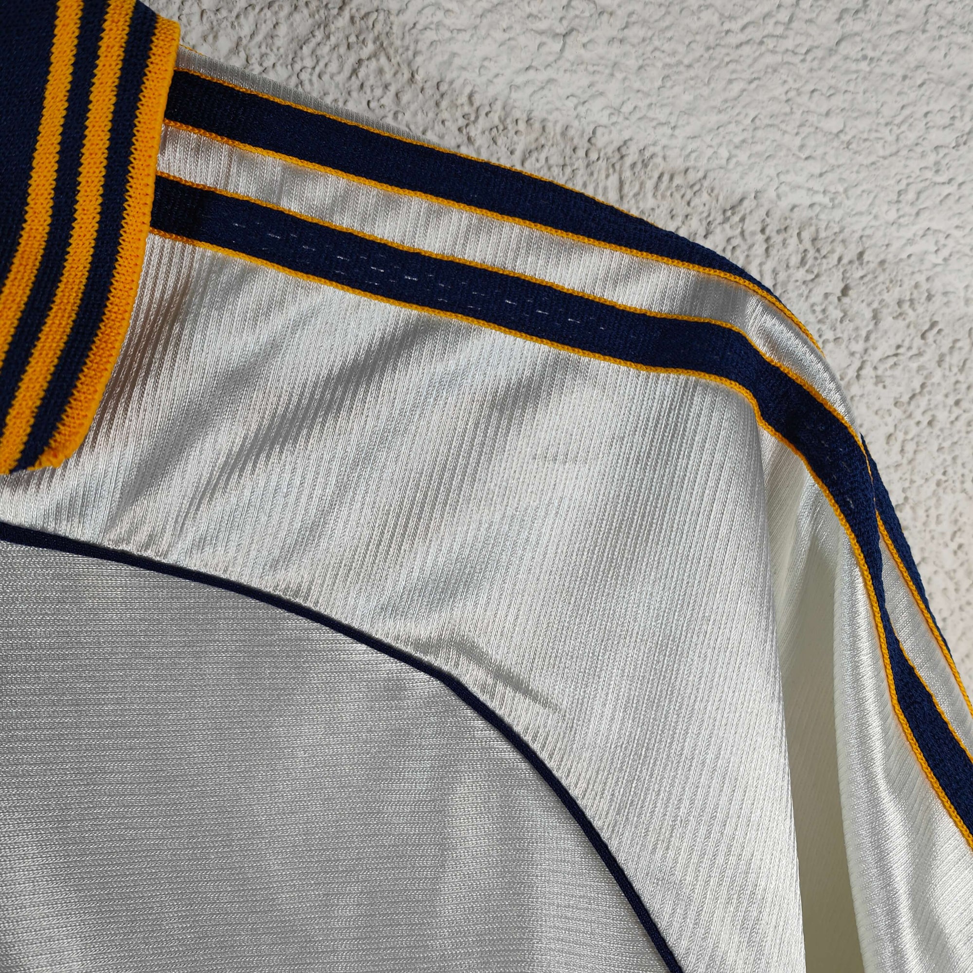 1998-00 Real Madrid Home Shirt Hierro 