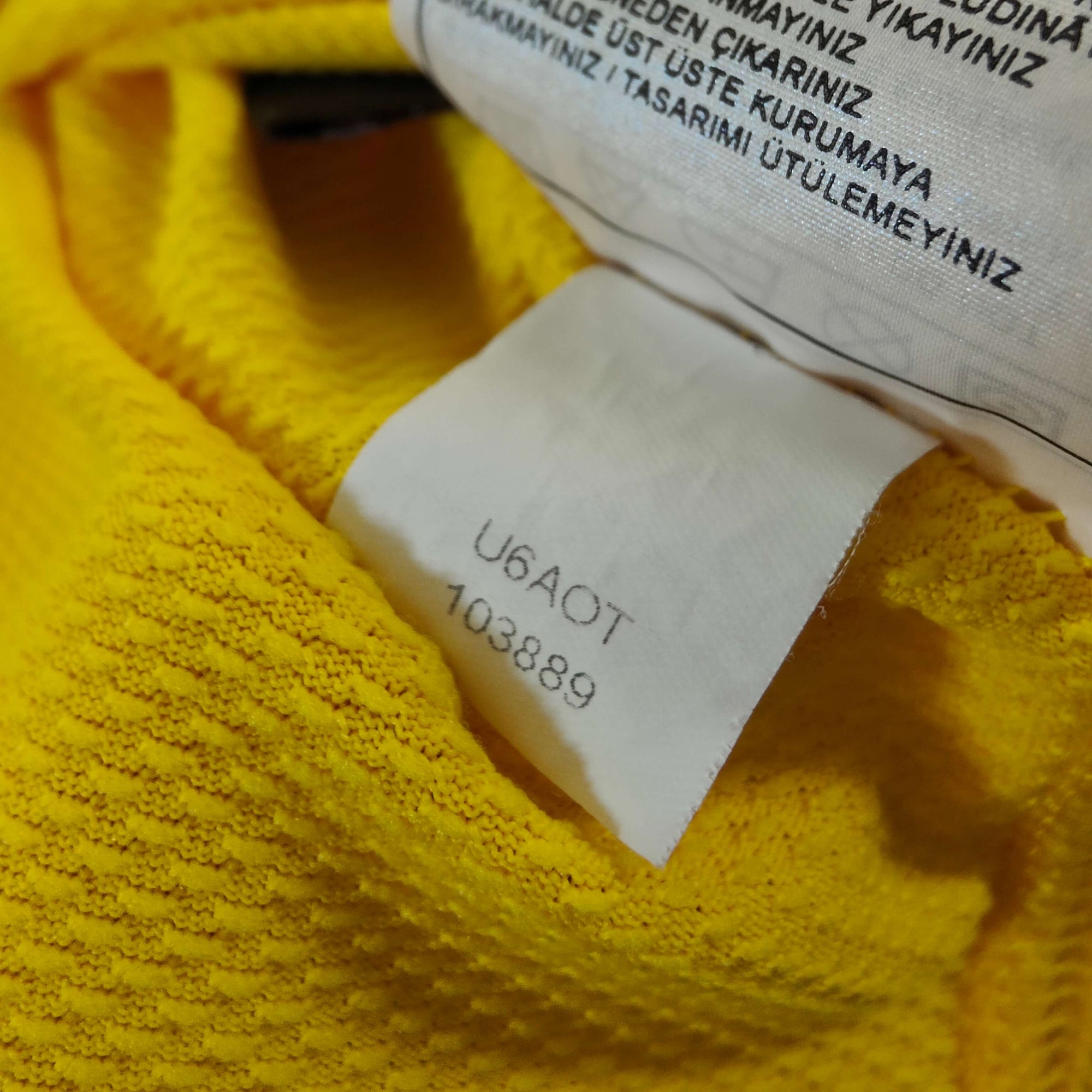 2006-08 Brazil Home Shirt Juninho 