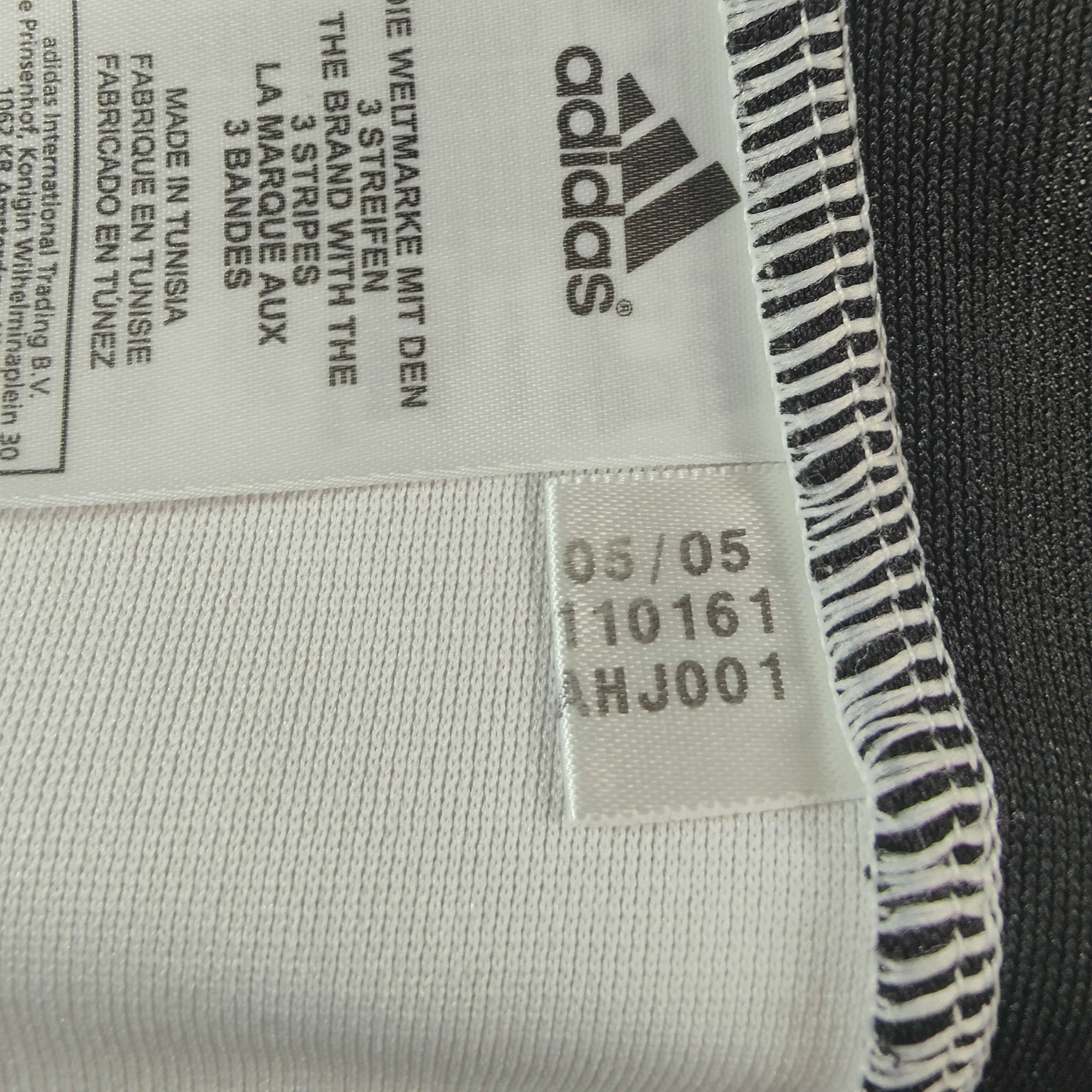 2005-07 Newcastle Home Shirt Shearer 