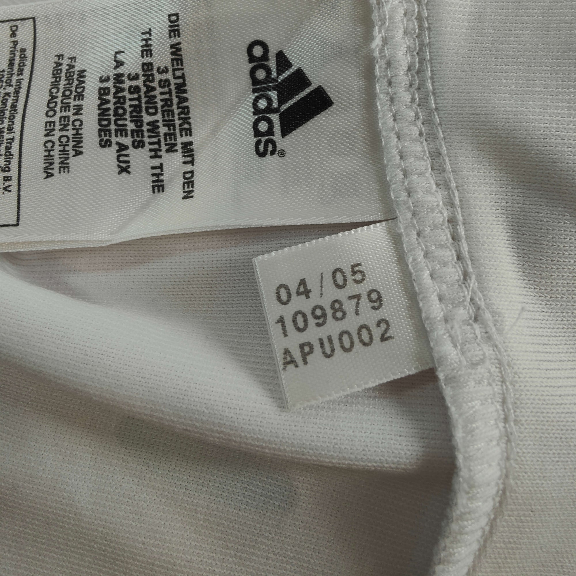 2005-06 Real Madrid Home Shirt Zidane 