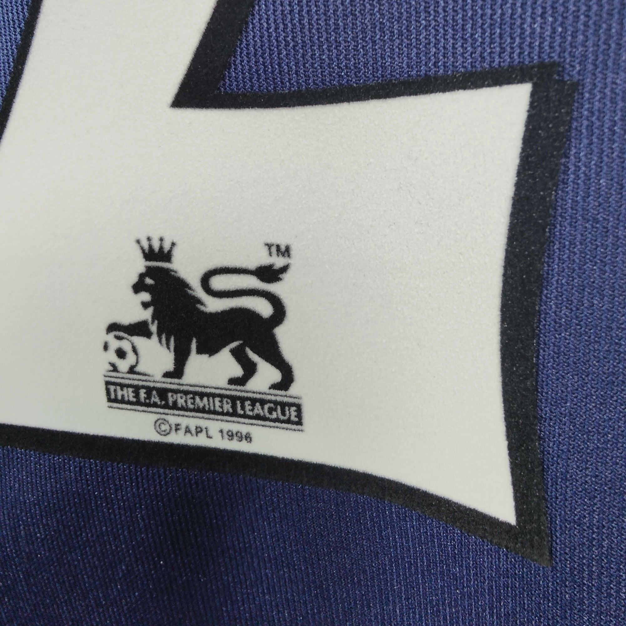 2000-01 Tottenham Away Shirt King 