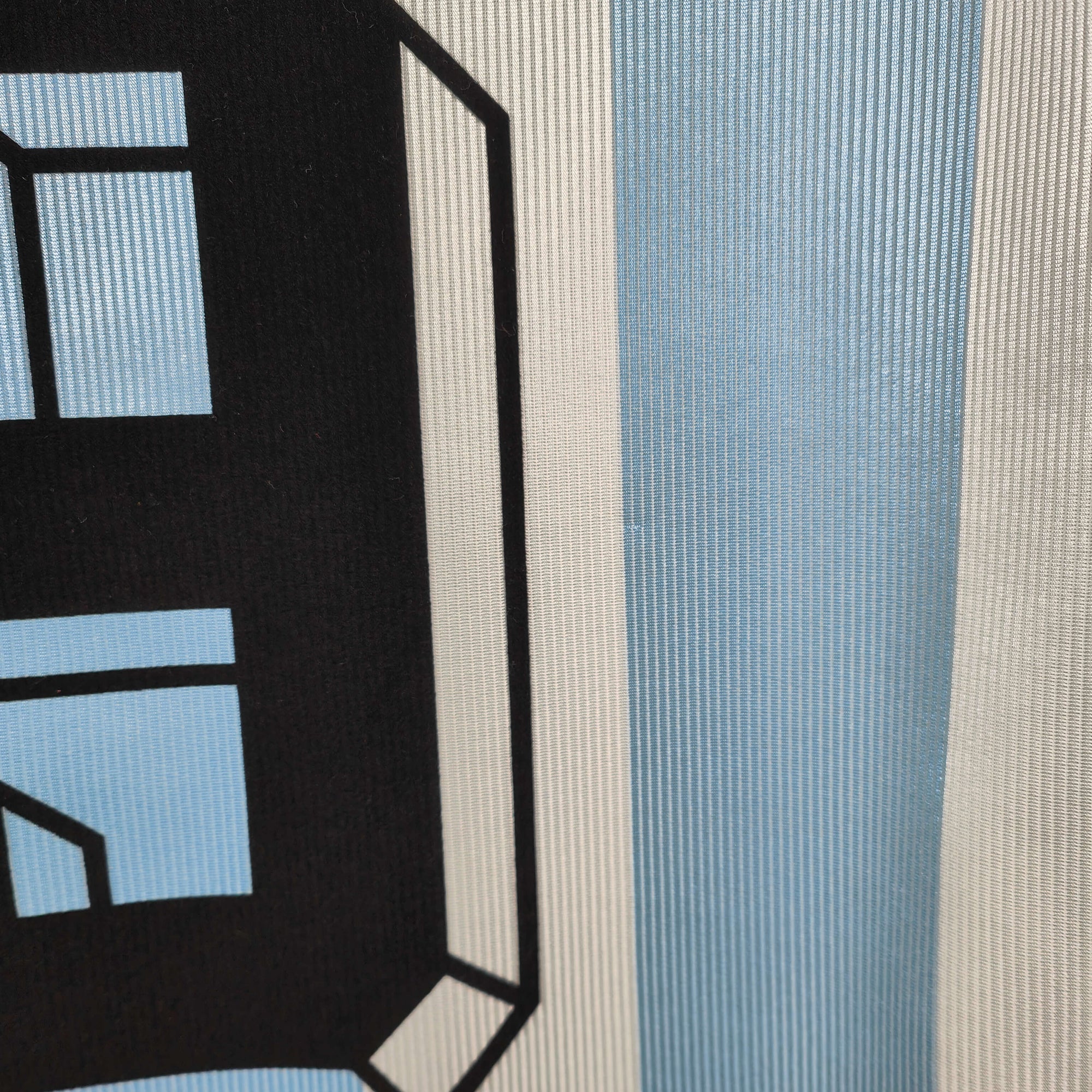 1998-99 Argentina Home Shirt Batistuta 